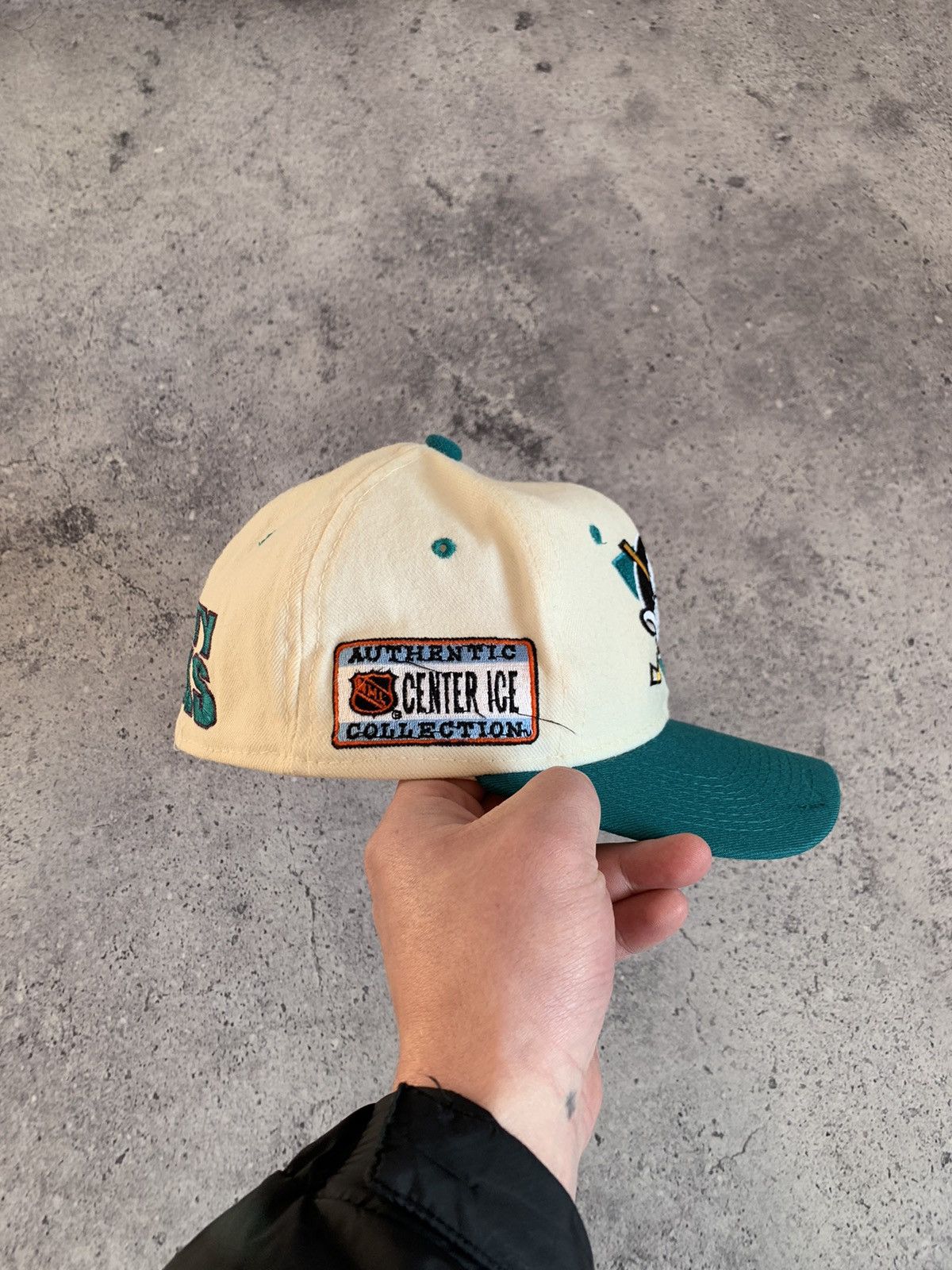 NHL VTG 90’s Mighty Ducks NHL Sports Specialties 7 1/8 Wool Cap Size ONE SIZE - 3 Thumbnail