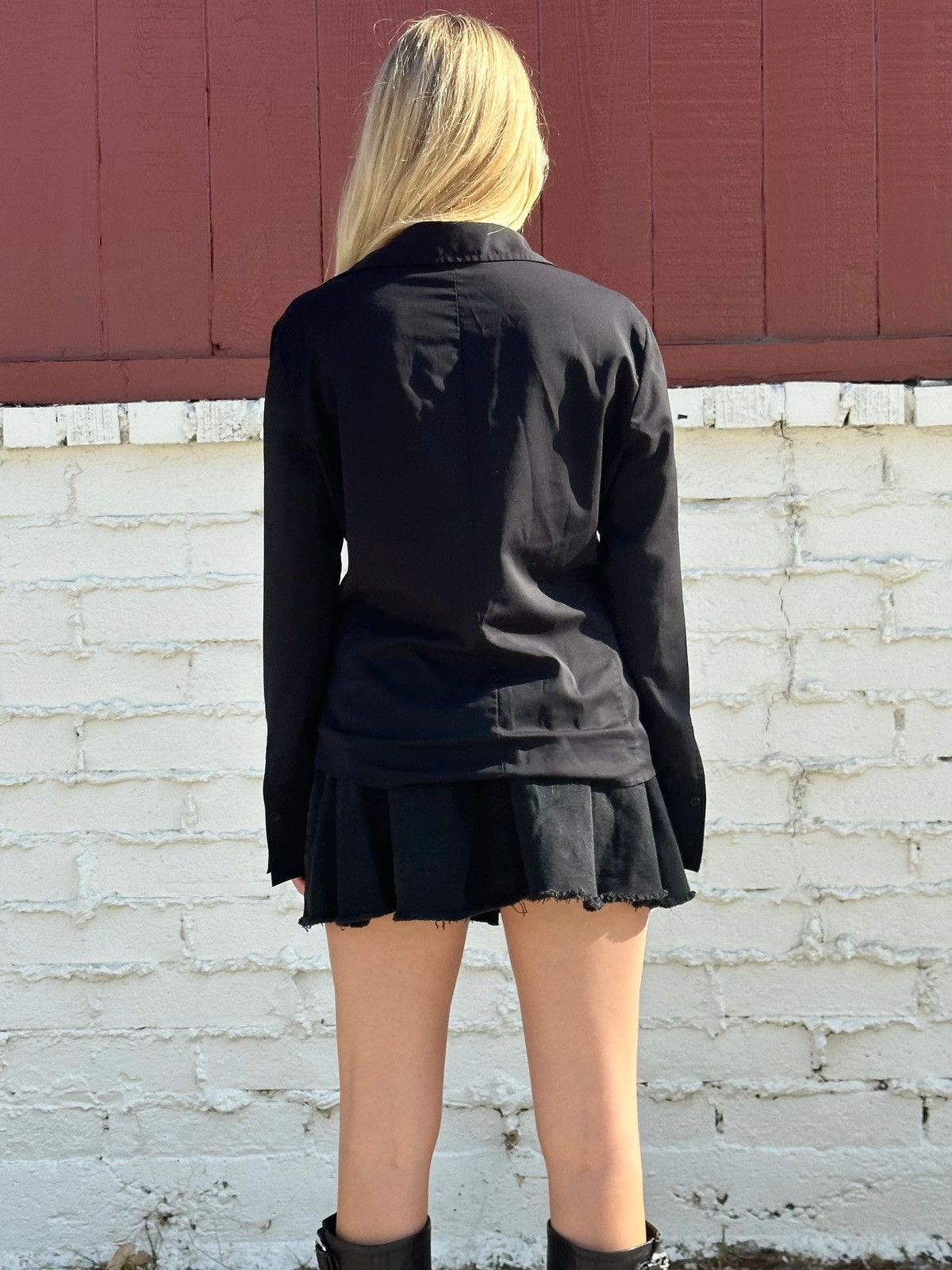 Vintage New York & Company Black Button Up Blouse with Cinched Waist Size S / US 4 / IT 40 - 5 Thumbnail