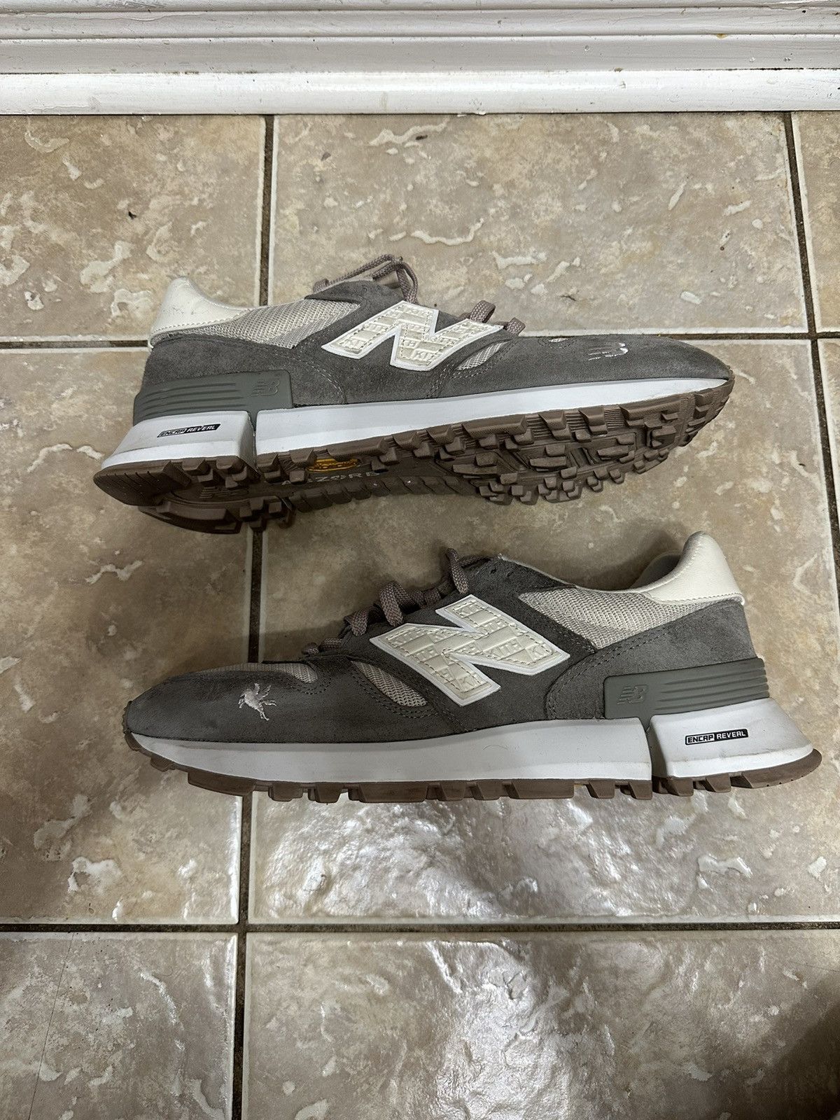 New Balance × Ronnie Fieg Ronnie Fieg x RC 1300 Elephant Skin Size US 12 / EU 45 - 1 Thumbnail