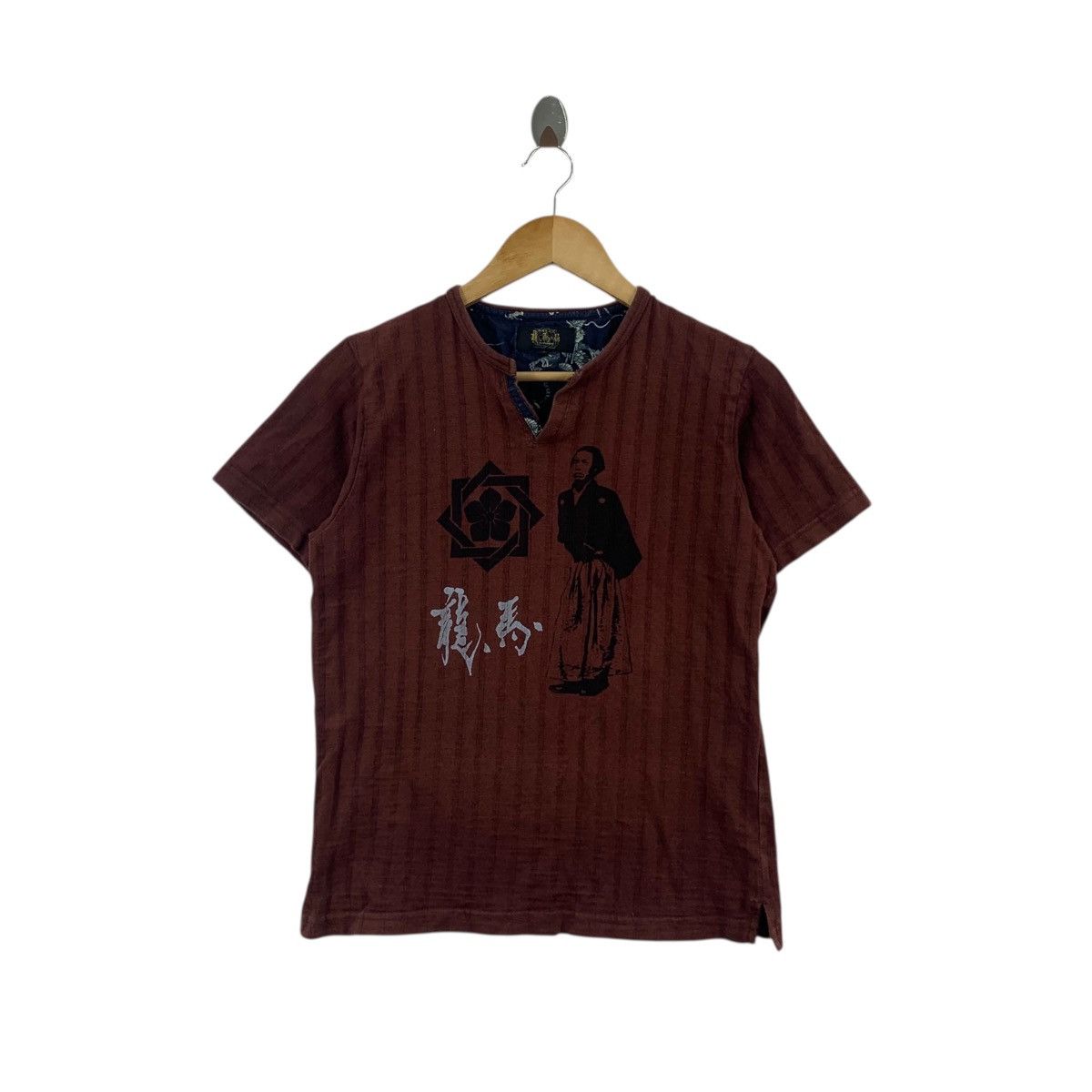 Vintage Vintage SAKAMOTO RYOMA SAMURAI Japan Traditional Tee Shirt Size M / US 6-8 / IT 42-44 - 1 Thumbnail