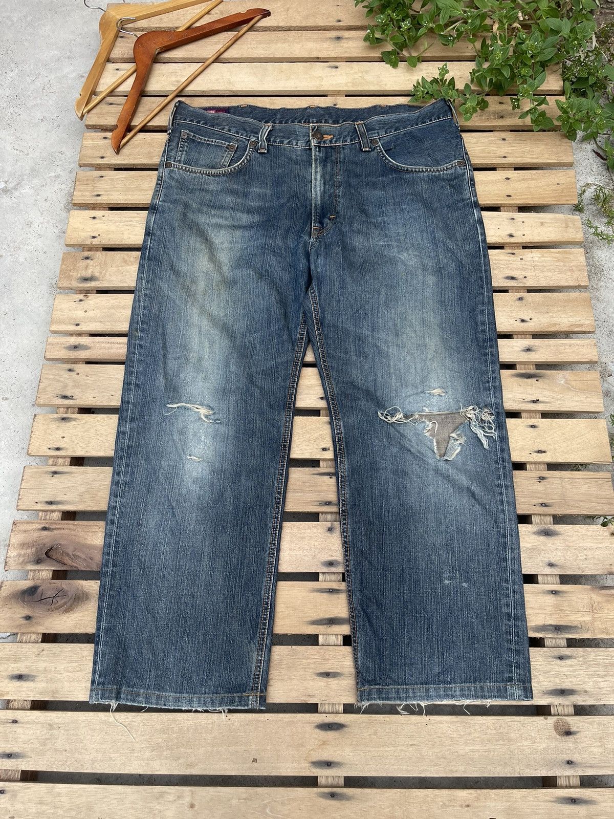 Edwin Vintage Edwin 503 Distressed Baggy Jeans Size US 40 / EU 56 - 1 Thumbnail