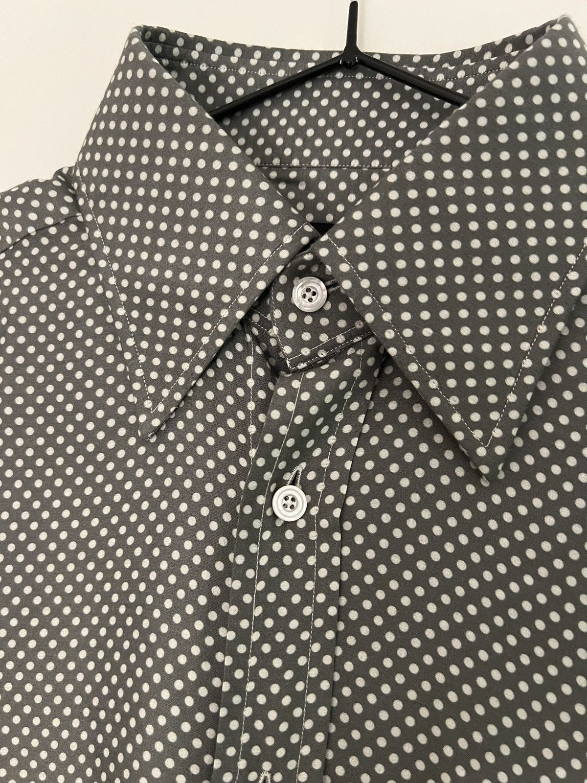 Tom Ford Tom ford Dalmatian black white casual shirt Size 15/5 39 Size US M / EU 48-50 / 2 - 5 Thumbnail
