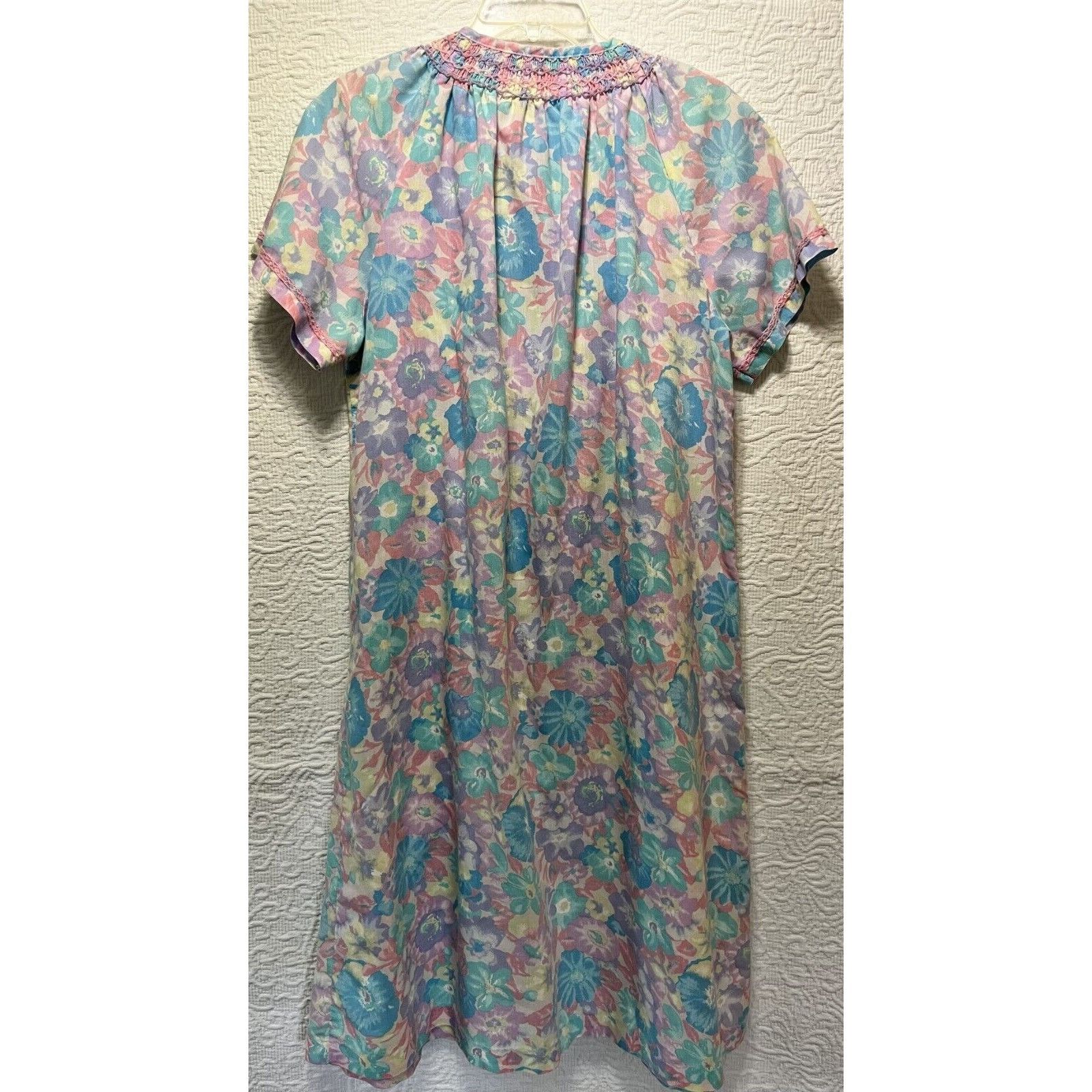 Other Vintage Whispers House Dress Robe Gown Cottagecore Grannycor Size ONE SIZE - 11 Thumbnail