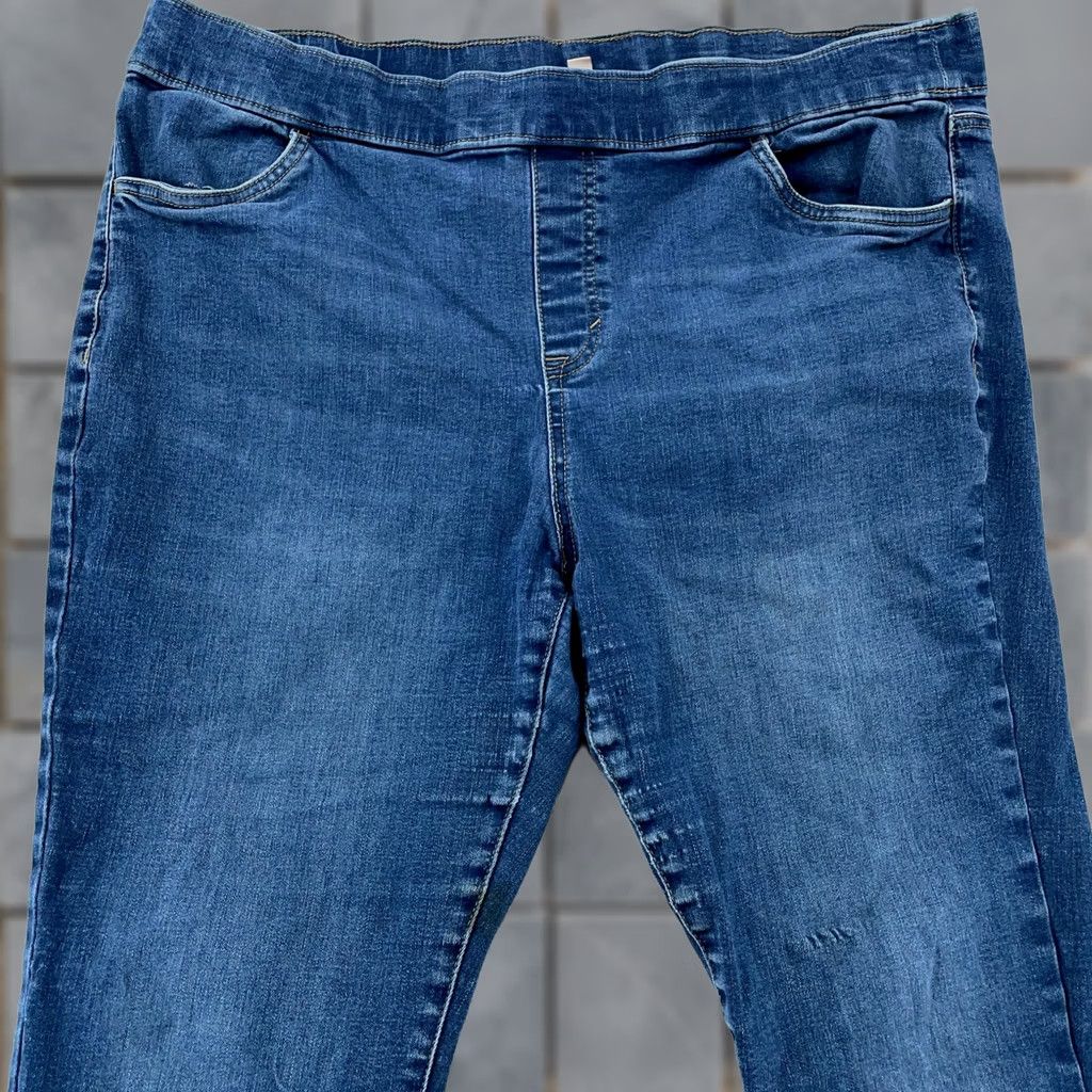 Denime EVRI Stretch Denim Jeggings Womens 18W Fits 40x27 Pull-On Skinny Plus Size Jeans Leggings Black Blue Solid 90s Casual Womens Size 36" / US 14 / IT 50 - 1 Thumbnail
