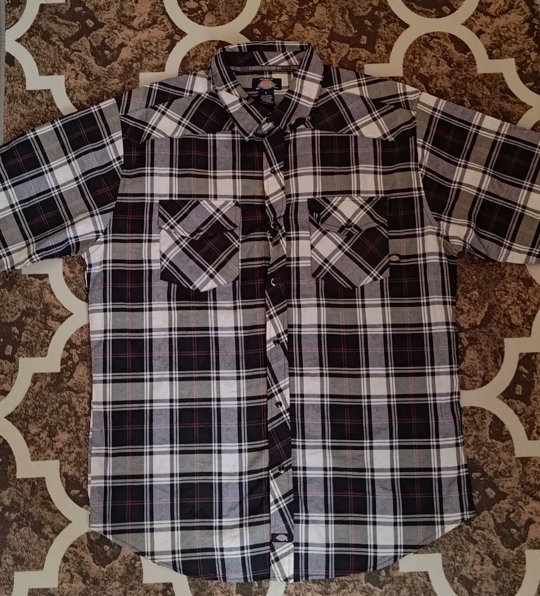 Dickies Dickies Short Sleeve Black Plaid Button Down Shirt Size US L / EU 52-54 / 3 - 1 Thumbnail