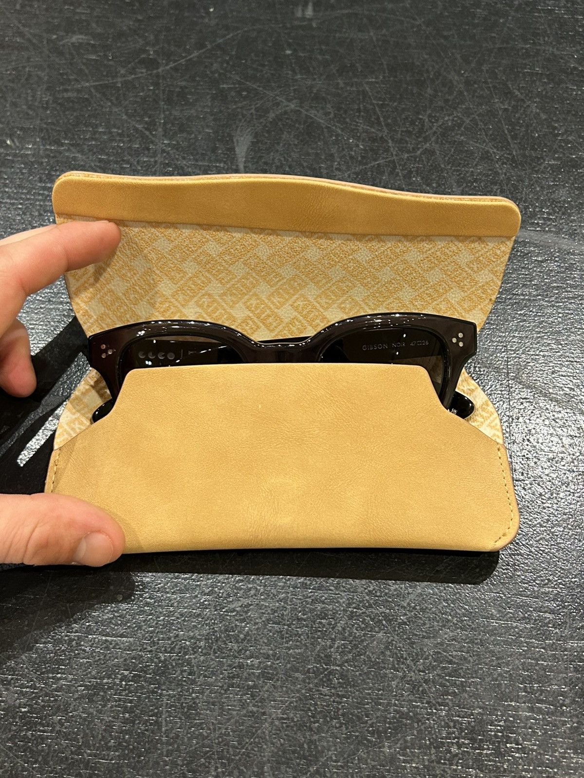 Kith Kith X Ecco Gibson Noir Sunglasses Size ONE SIZE - 10 Thumbnail