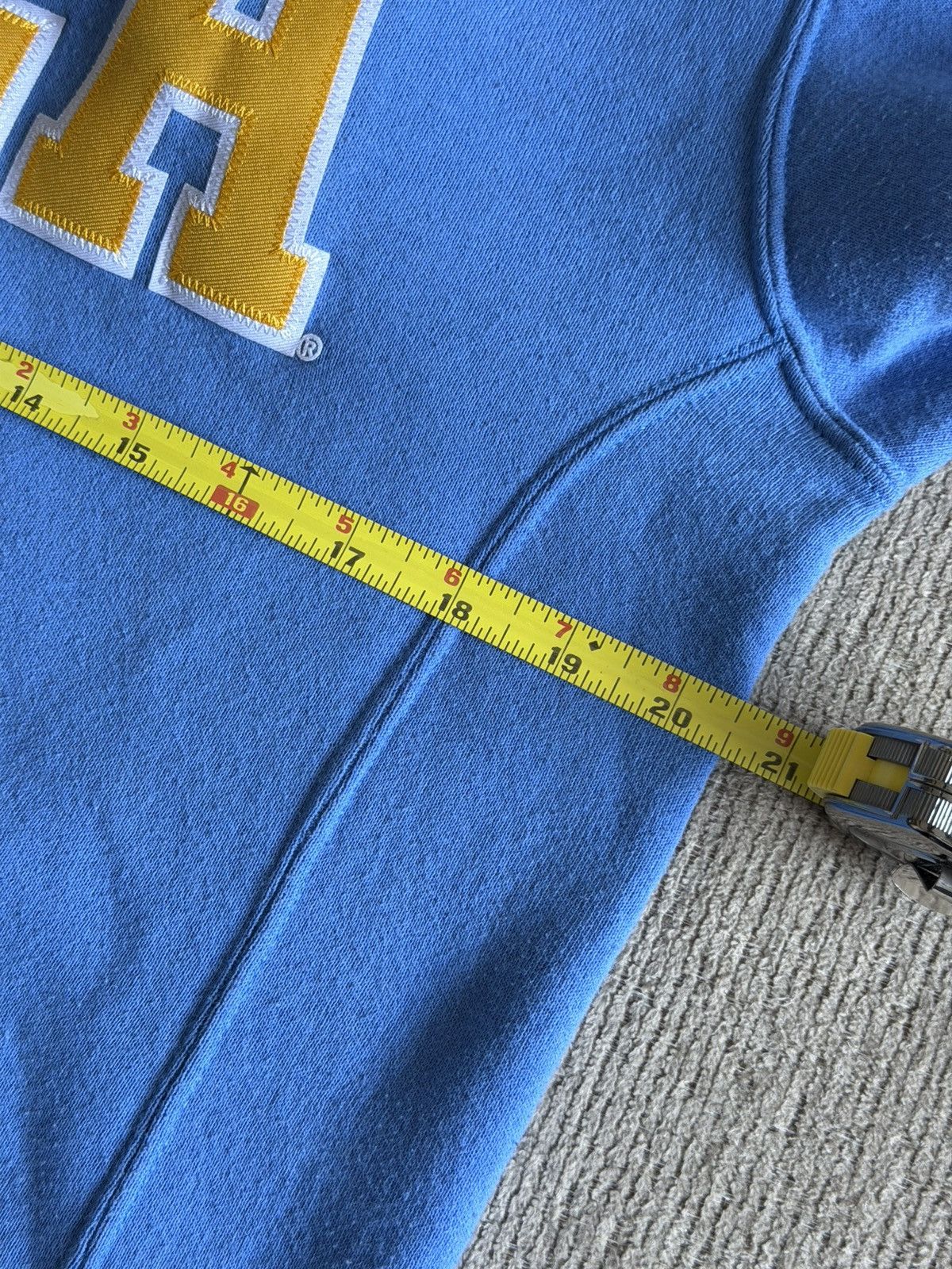 Russell Athletic Vintage UCLA crew neck Size US M / EU 48-50 / 2 - 2 Thumbnail