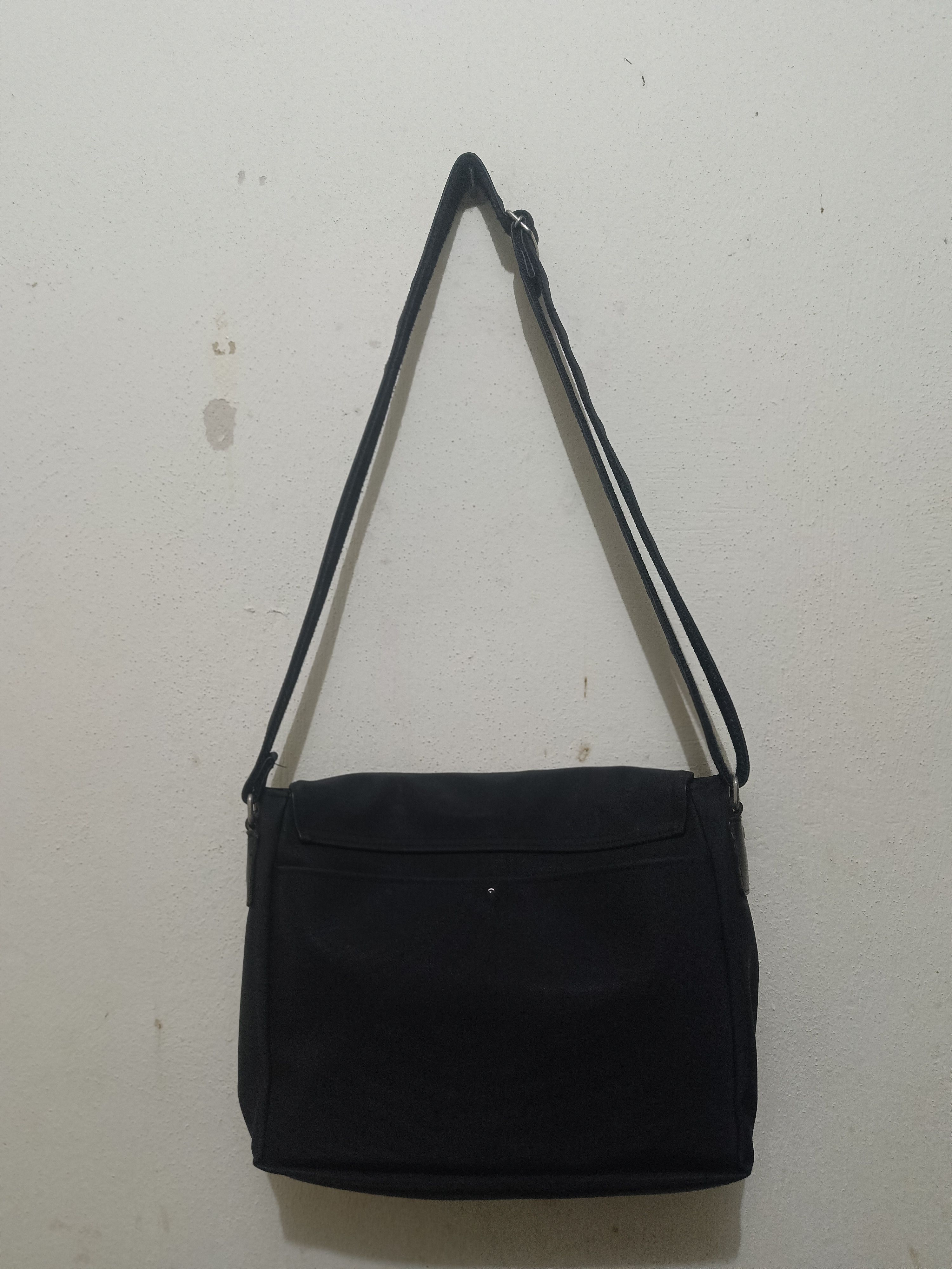 Japanese Brand × Y's for Men × Yohji Yamamoto Y'SACCS pour tous By Yohji Yamamoto Sling Messenger Bag Size ONE SIZE - 6 Thumbnail