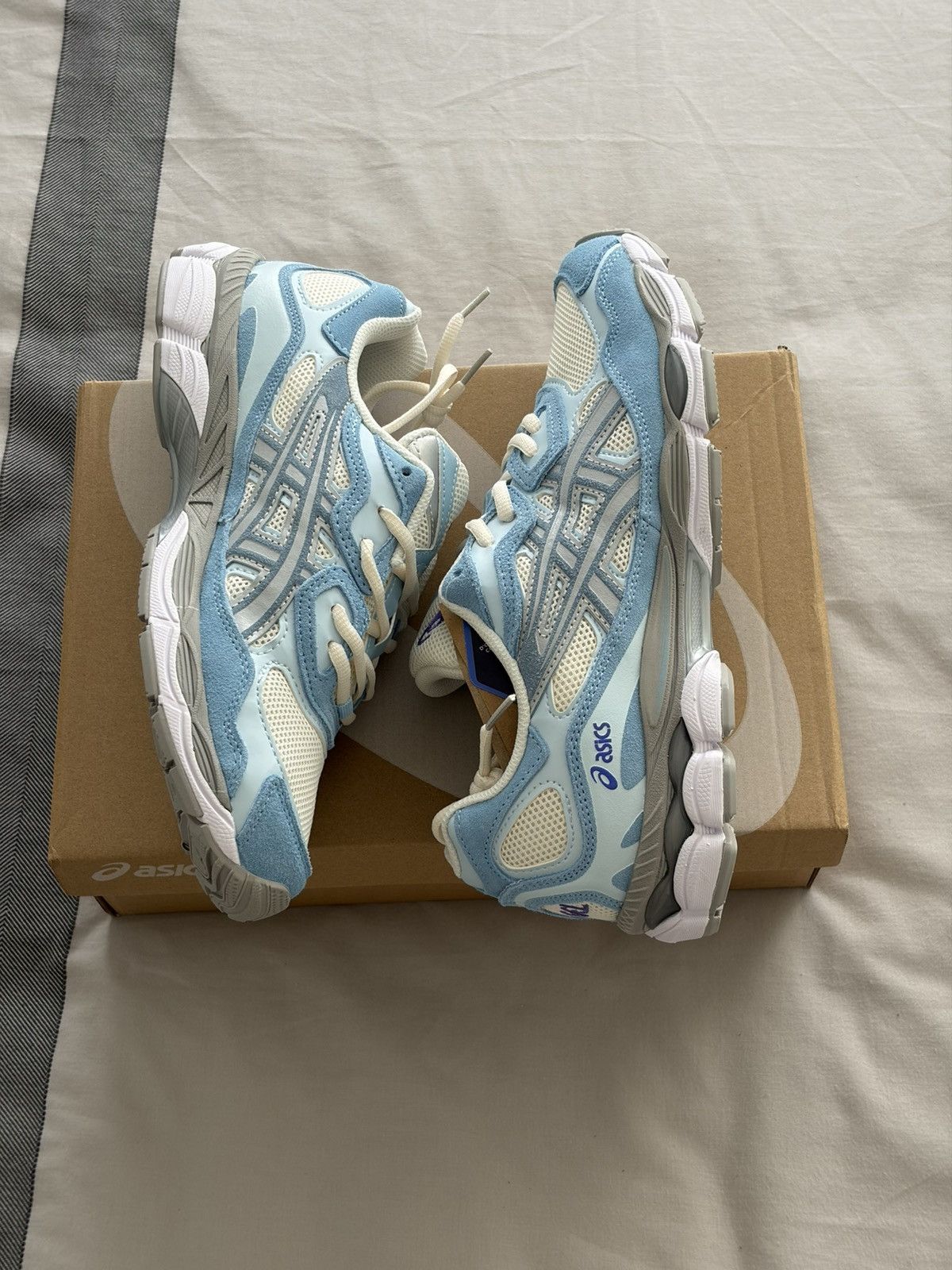 Asics ASIC NYC Cream/Arctic Blue Size US 10 / EU 43 - 7 Thumbnail