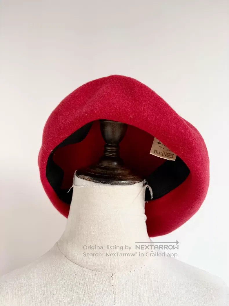 Vivienne Westwood Vivienne Westwood Red Studs Big Saturn Beret Size ONE SIZE - 3 Thumbnail