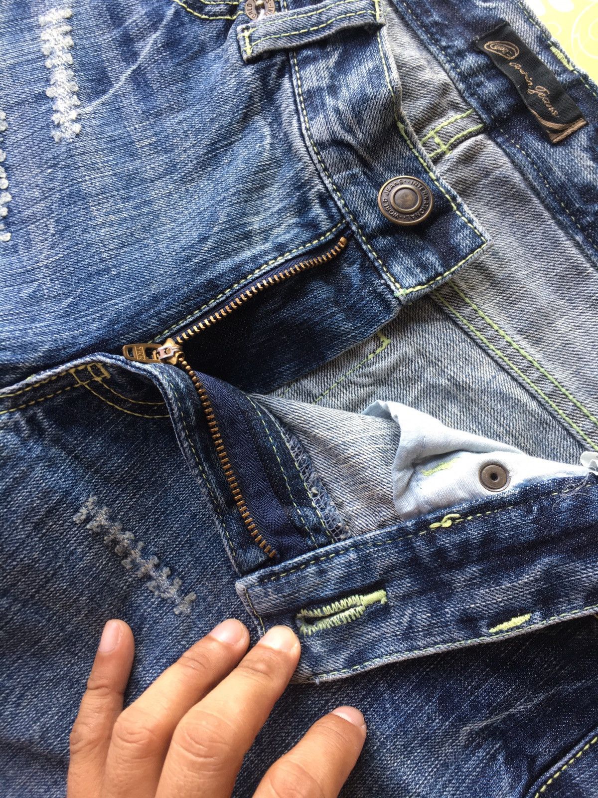 Designer Oririn jeans distressed Size US 31 - 8 Thumbnail