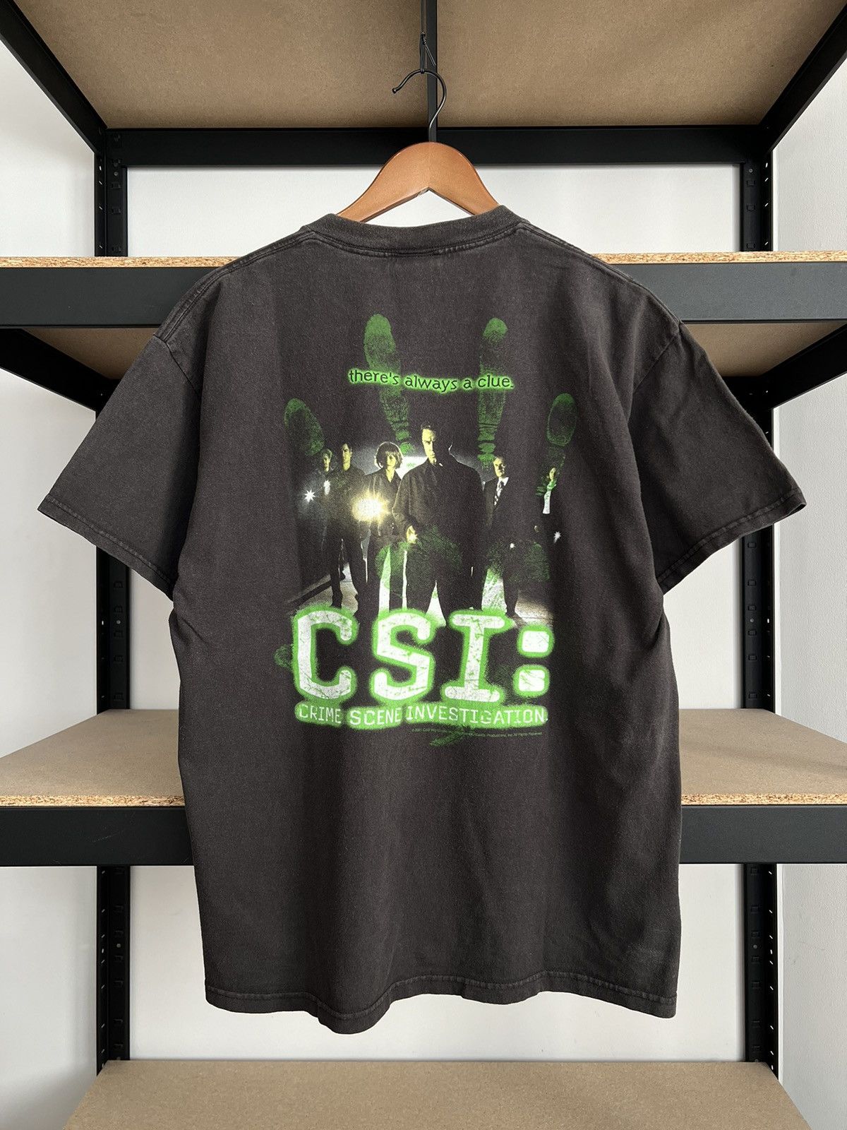 Vintage Vintage 2001 CSI Crime Scene Investigation TV Show Movie Tee Size US L / EU 52-54 / 3 - 4 Thumbnail