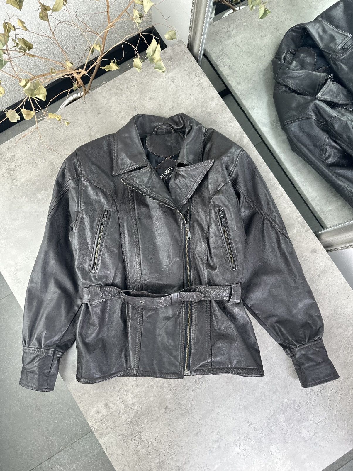 Japanese Brand Vintage Leather Jacket Size M / US 6-8 / IT 42-44 - 1 Thumbnail