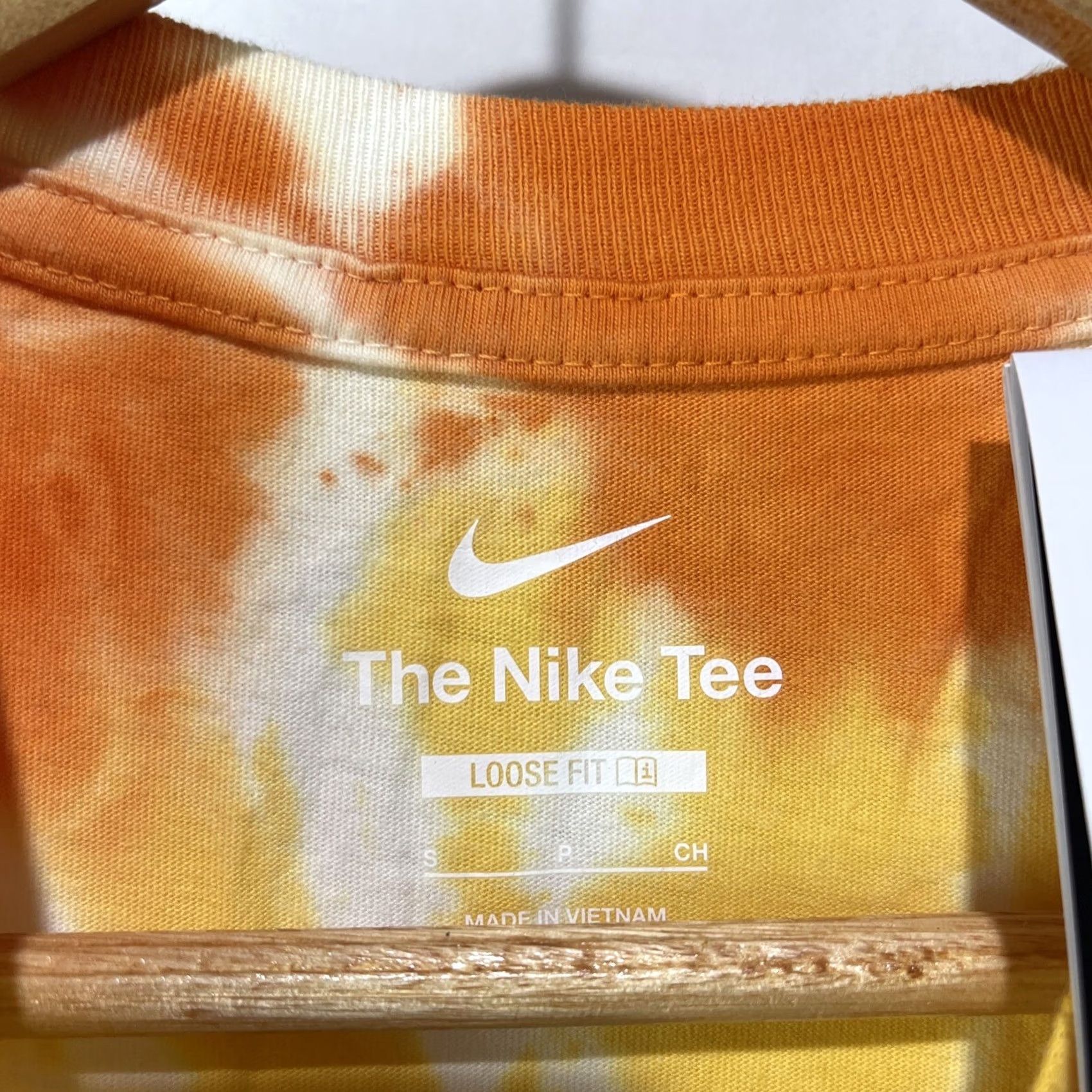 Nike Nike Space Jam Shirt Mens Small LeBron James Tune Squad Tie Dye DH3823-101 Loose Size US S / EU 44-46 / 1 - 6 Thumbnail