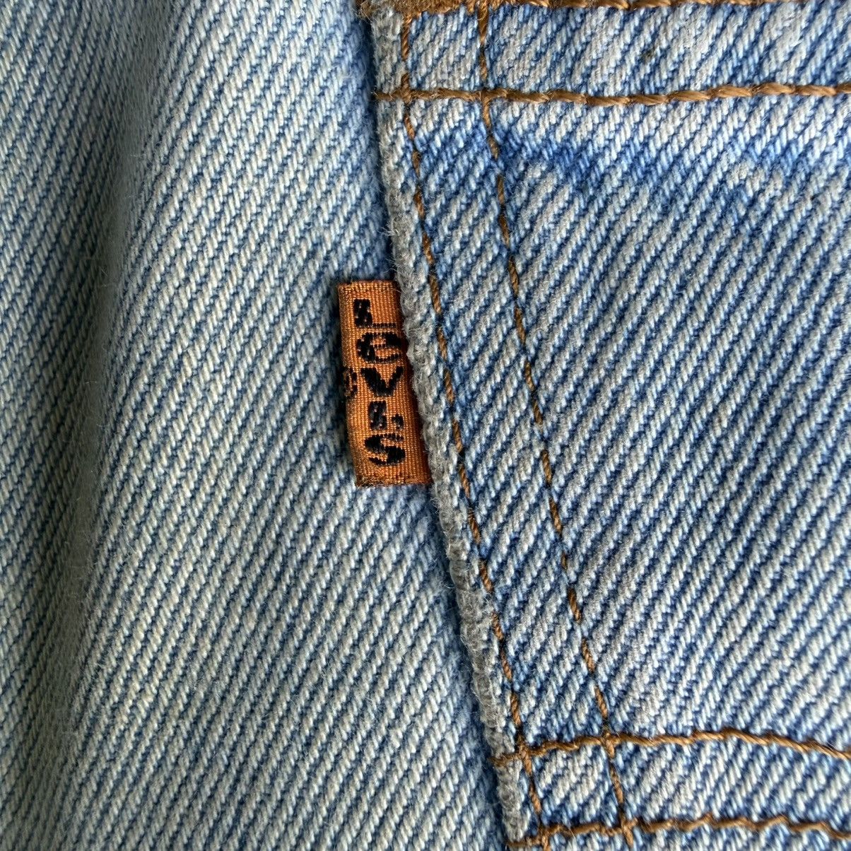 Levi's Vintage Clothing Vintage 97' Levi's 550 Orange Tag Faded Rusty Denim Jean Size US 33 - 15 Thumbnail