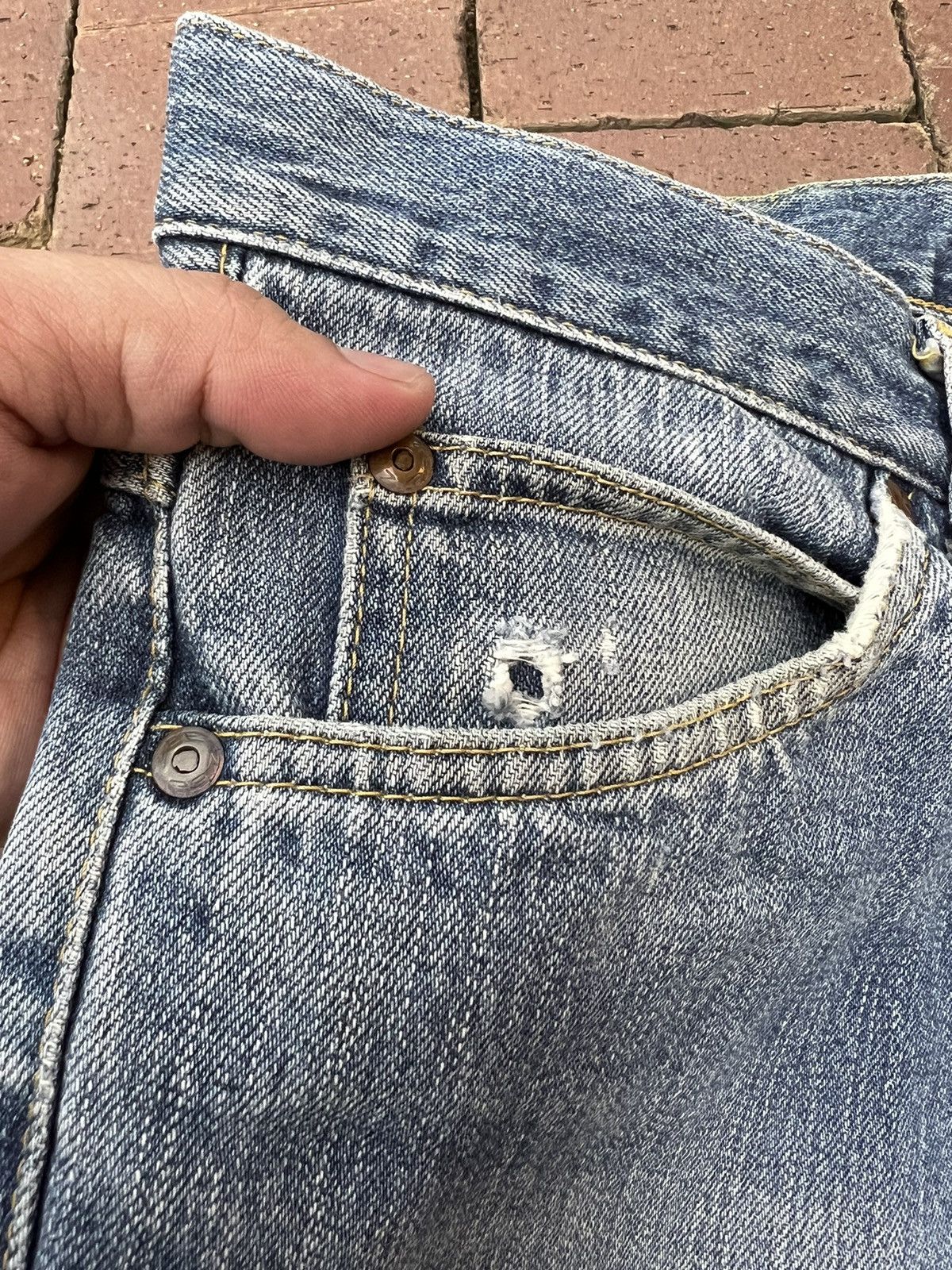 Japanese Brand × Lee VTG LEE RIDERS DISTRESSED JEANS VERY RARE Size US 31 - 7 Thumbnail