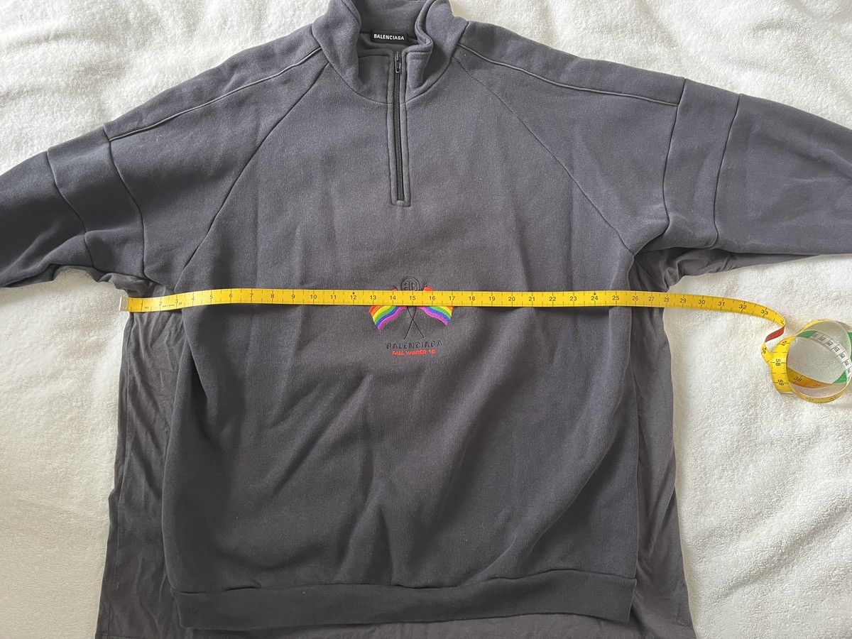 Balenciaga Balenciaga FW18 LGBTQ Flags Hybrid Sweat T-Shirt Size US S / EU 44-46 / 1 - 15 Thumbnail