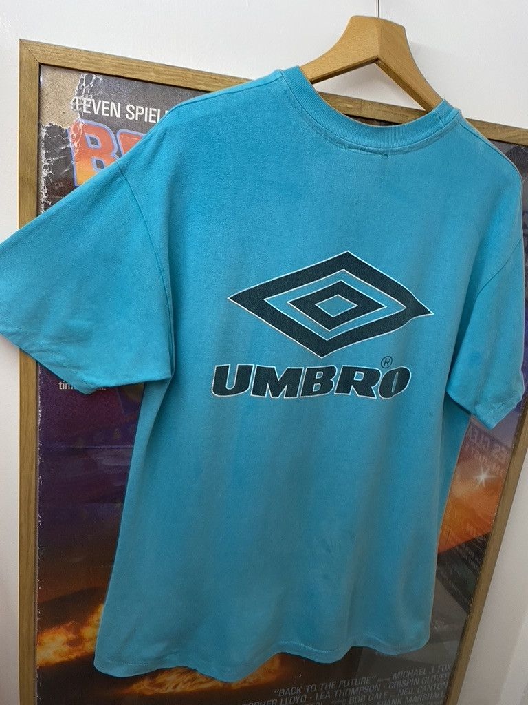 Umbro 90s Vintage Umbro Celtic Football Club T Shirt Size US L / EU 52-54 / 3 - 3 Thumbnail