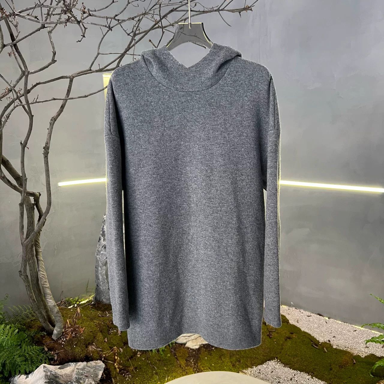 Dior gray cashmere sweater by dior size 36 Size US S / EU 44-46 / 1 - 1 Thumbnail