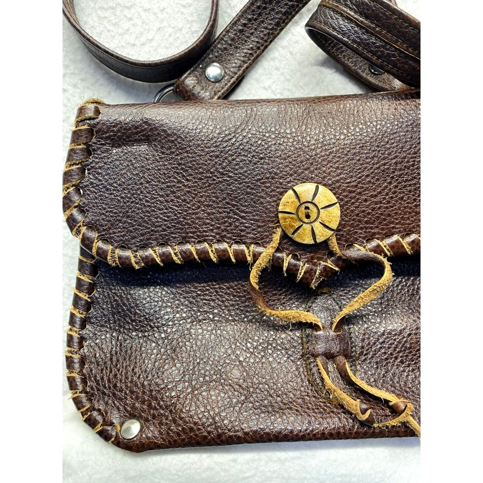 Vintage Handcrafted Leather Crossbody Bag - #5860 Size ONE SIZE - 3 Thumbnail