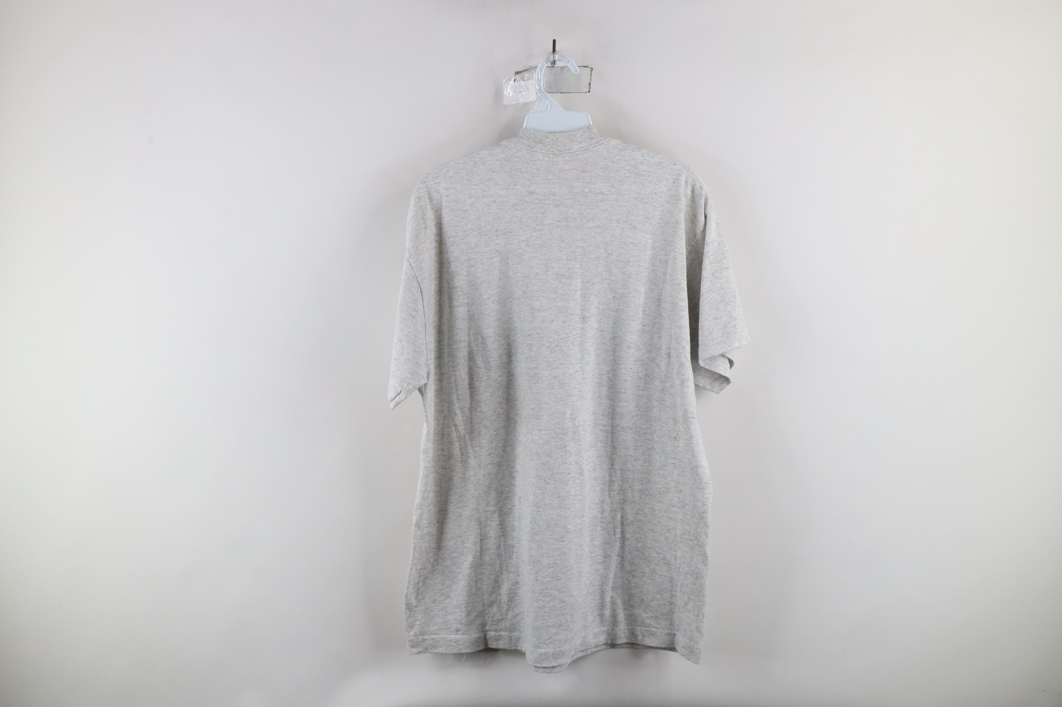 Vintage Vintage 90s Streetwear Earth Day Nature T-Shirt Gray USA Size US XL / EU 56 / 4 - 11 Thumbnail
