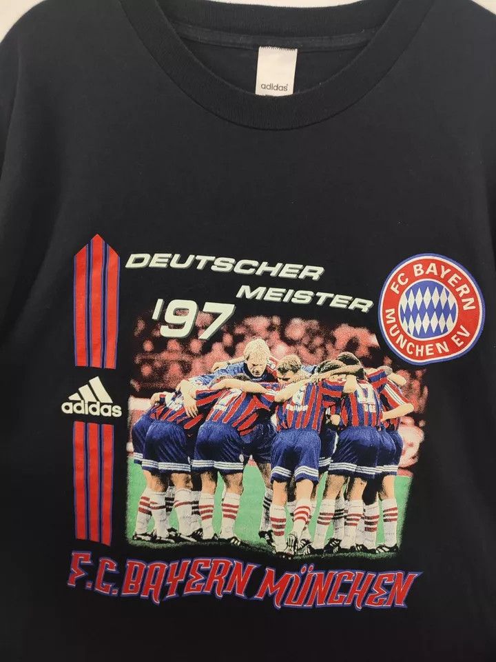 Vintage Vintage 1997 FC Bayern Munchen Adidas Deutscher Meister Size US XL / EU 56 / 4 - 5 Thumbnail