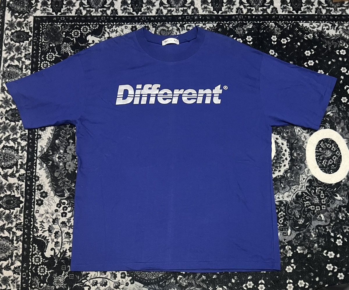 Other PURPLE "DIFFERENT" TEE Size US L / EU 52-54 / 3 - 1 Thumbnail