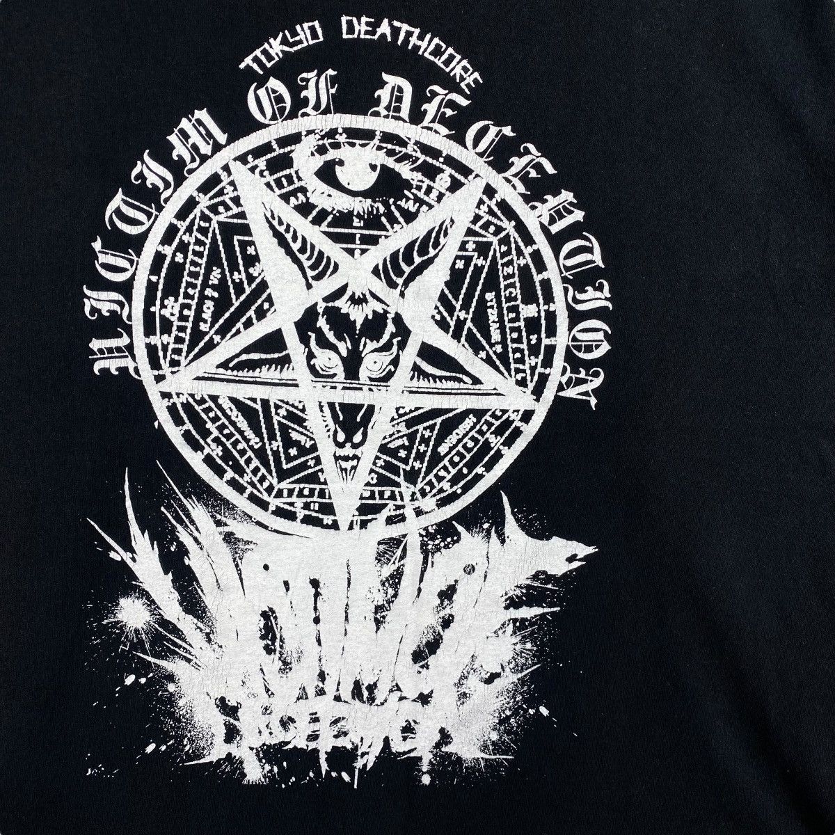 Band Tees Tokyo Deathcore VICTIM OF DECEPTION Long Sleeve Band Size US XL / EU 56 / 4 - 2 Thumbnail