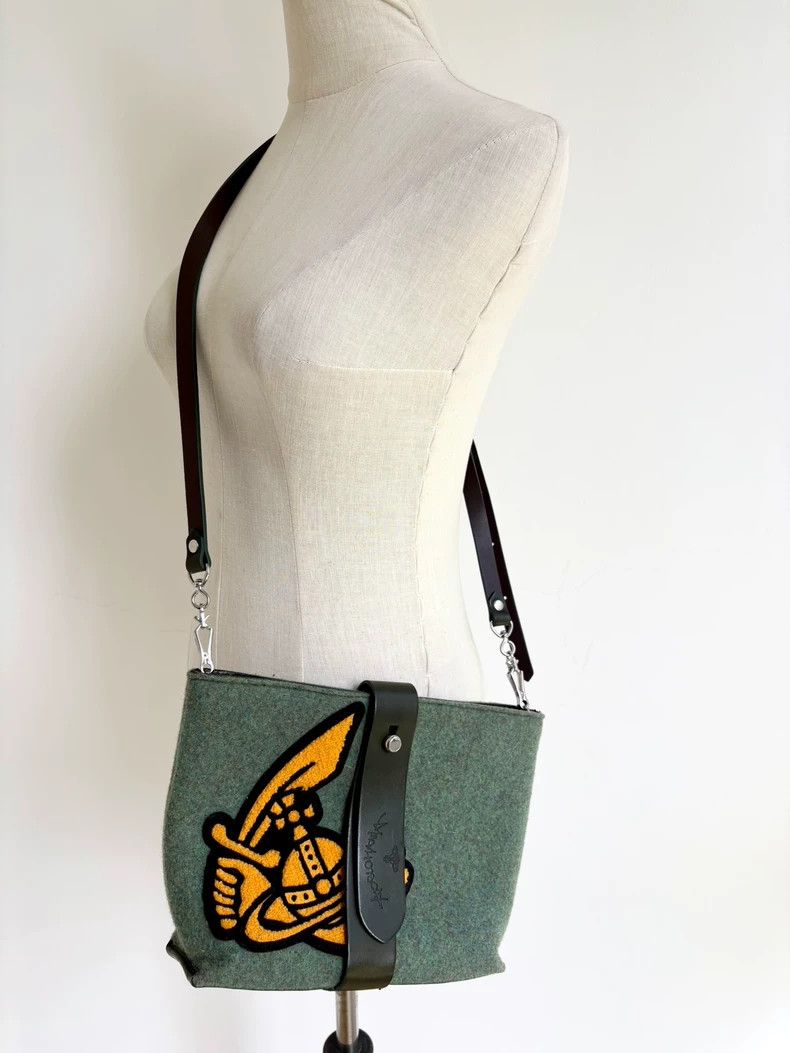 Vivienne Westwood Vivienne Westwood size os Green plush felt bag crossbody ba Size ONE SIZE - 1 Thumbnail