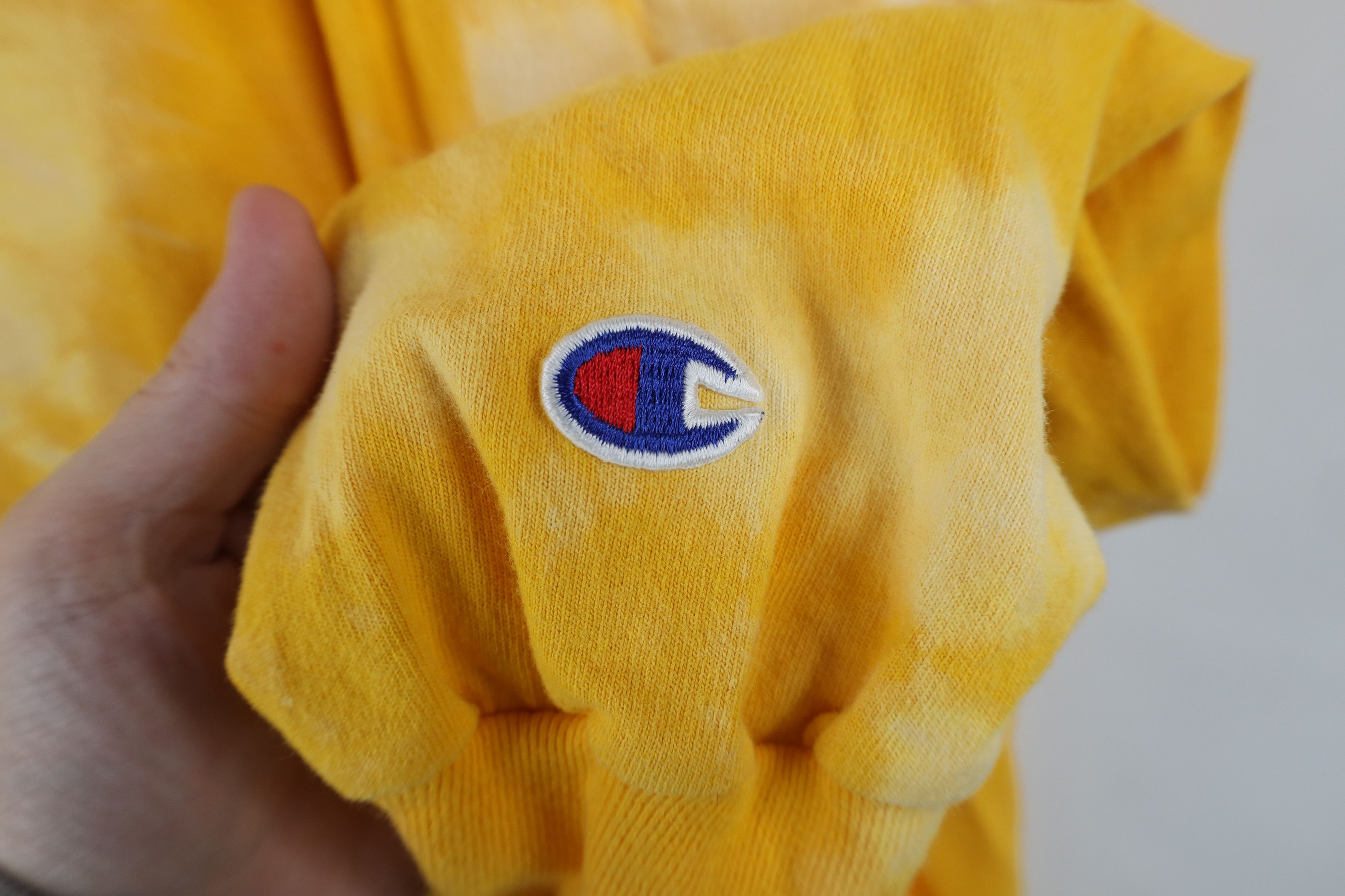 Champion × Vintage Vintage 90s Champion Acid Wash Long Sleeve T-Shirt Yellow Size US L / EU 52-54 / 3 - 4 Thumbnail
