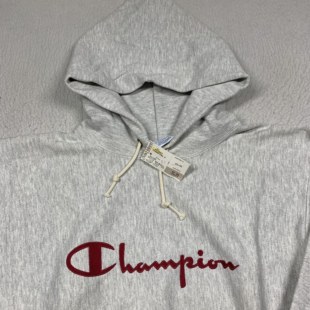 Champion deadstock champion reverse weave hoodie script Large NEW Size US L / EU 52-54 / 3 - 2 Thumbnail