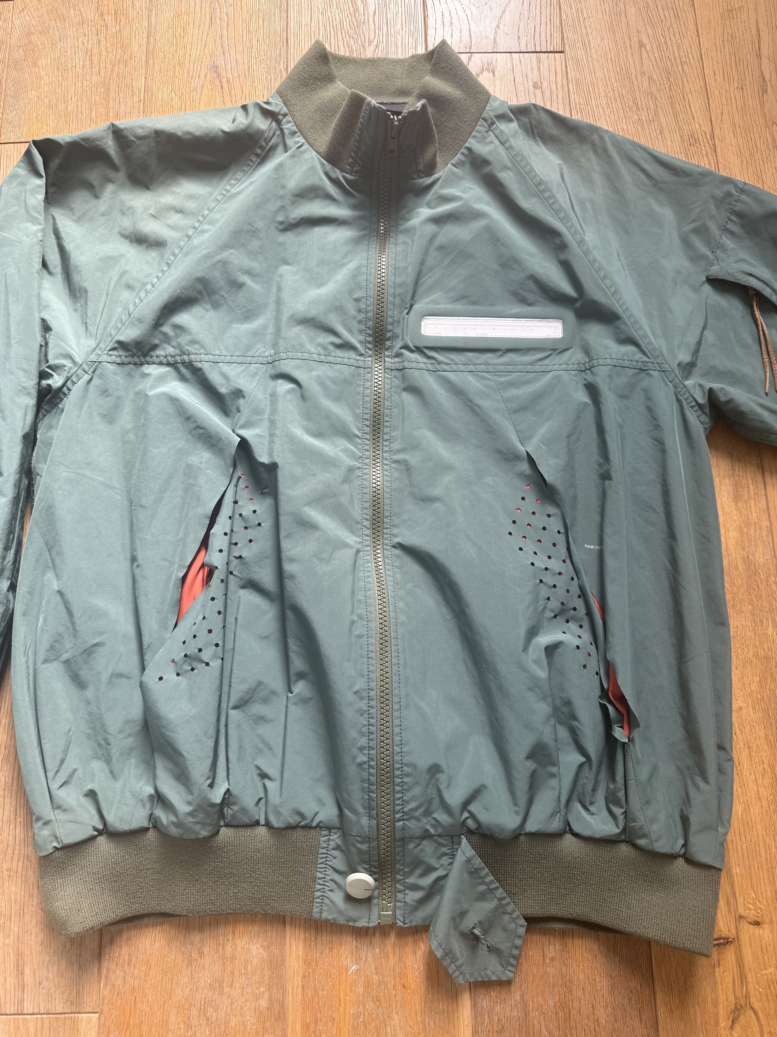 Undercover Undercover SS2010 Bomber Dieter Rams Size US M / EU 48-50 / 2 - 15 Thumbnail