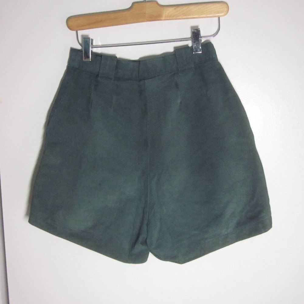 Vintage Green Leather Pleated Shorts Juniors Size 7 Jay Jacobs by ADA Vintage 1970's Size 26" / US 2 / IT 38 - 8 Thumbnail