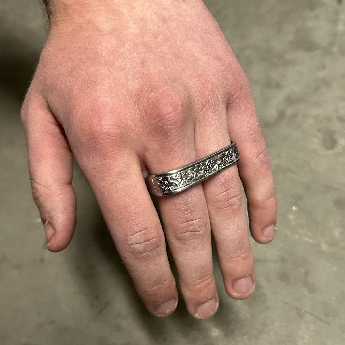 Vintage Custom 1/1 Silver 2 Finger Ring Size ONE SIZE - 3 Thumbnail