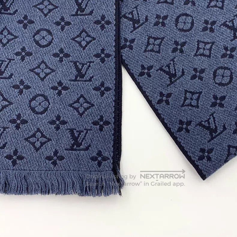 Louis Vuitton Louis Vuitton Dark blue logo full print wool tassel scarf Size ONE SIZE - 4 Thumbnail