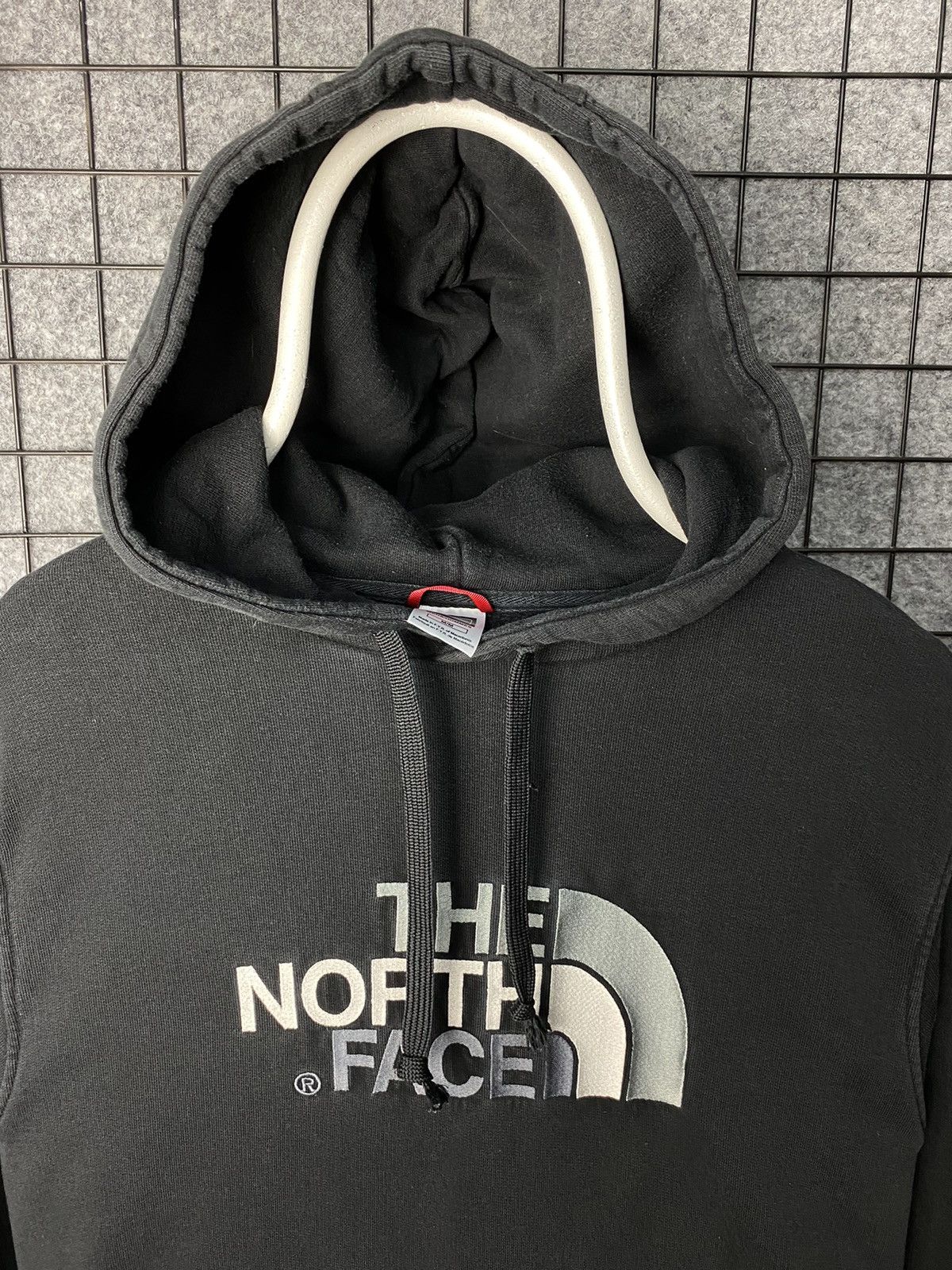 The North Face The North Face Outdoor Streetwear Big Logo Hoodie Size M Size US M / EU 48-50 / 2 - 2 Thumbnail