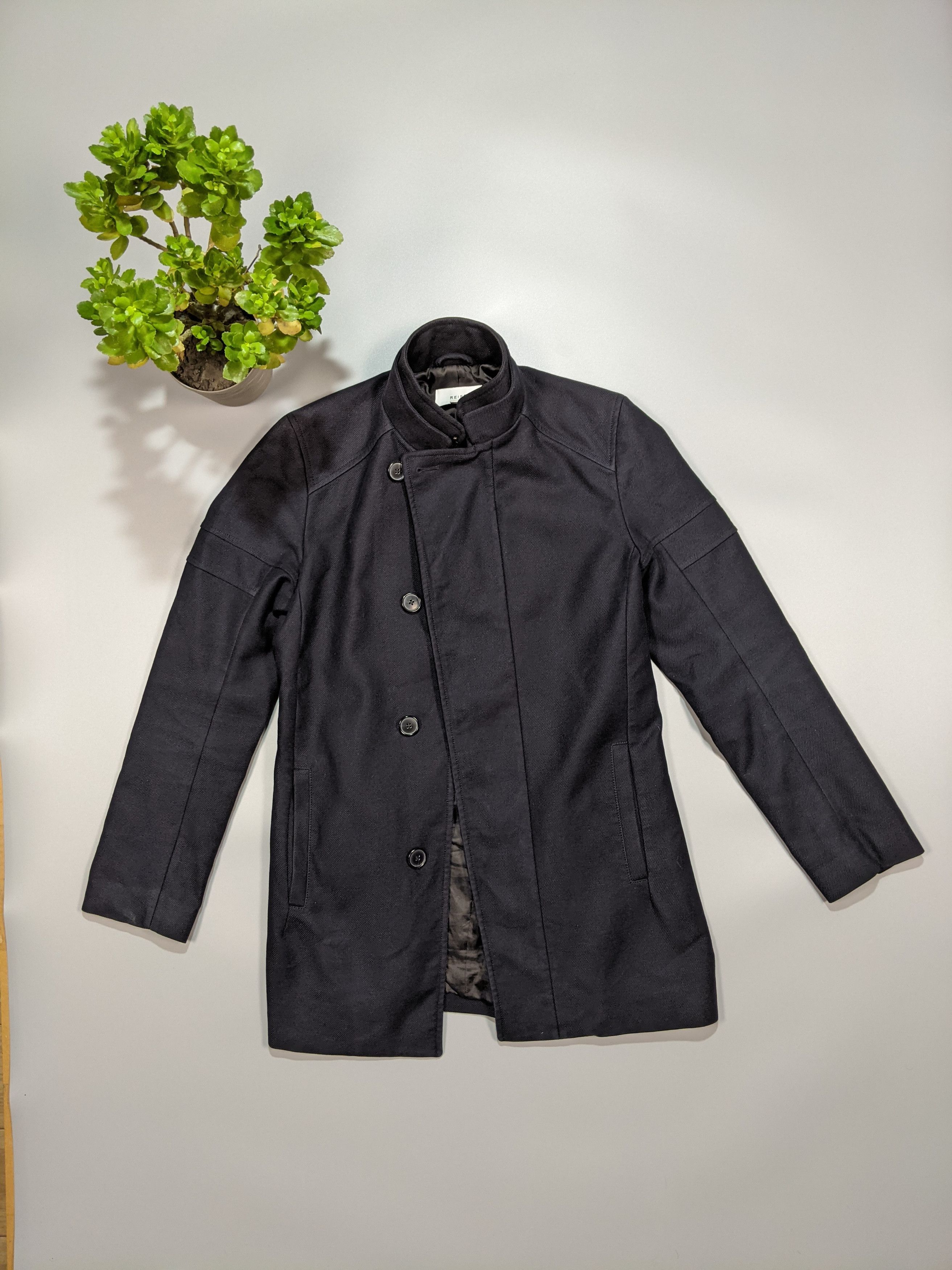 Japanese Brand × Reiss REISS MEN'S OVERCOAT Size S Dark-Blue Trench Coat Size US S / EU 44-46 / 1 - 1 Thumbnail
