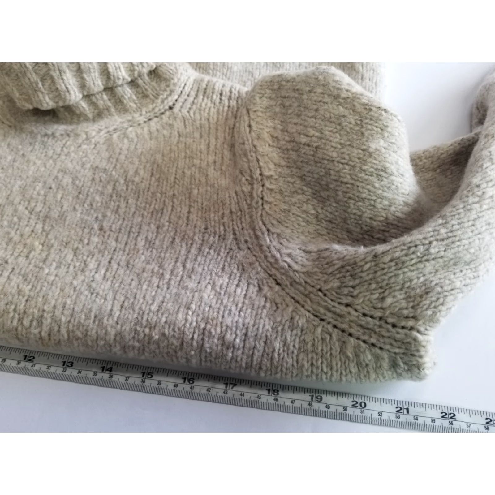 Vintage Talora Womens Sweater Pullover Turtleneck 1X Beige Merino Wool Raglan Long Sleeve Knit 100% Beig Size XL / US 12-14 / IT 48-50 - 4 Thumbnail