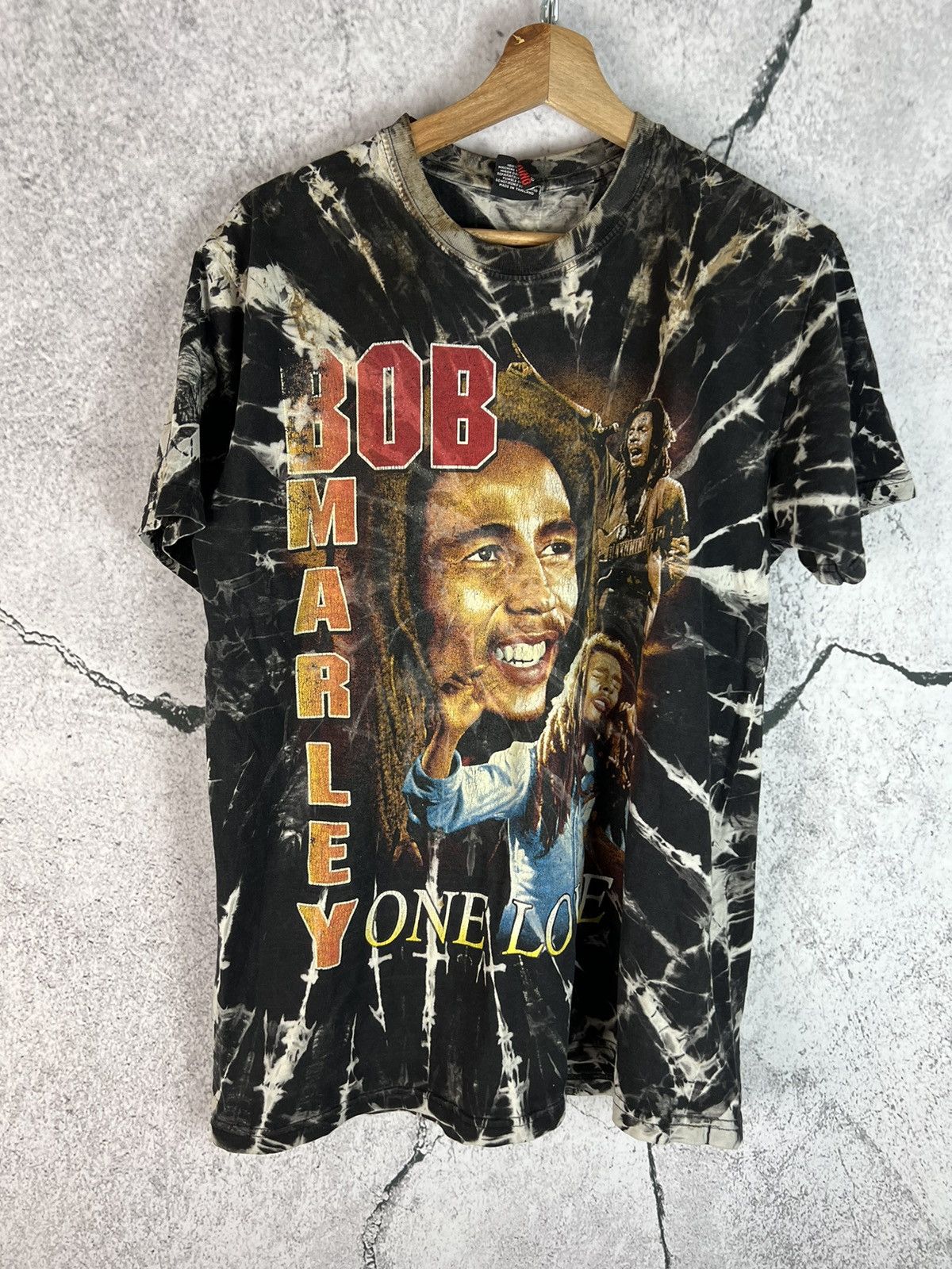 Band Tees Vintage Y2K Bob Marley Iron Lion Zion graphic T shirt rare Size US L / EU 52-54 / 3 - 1 Thumbnail