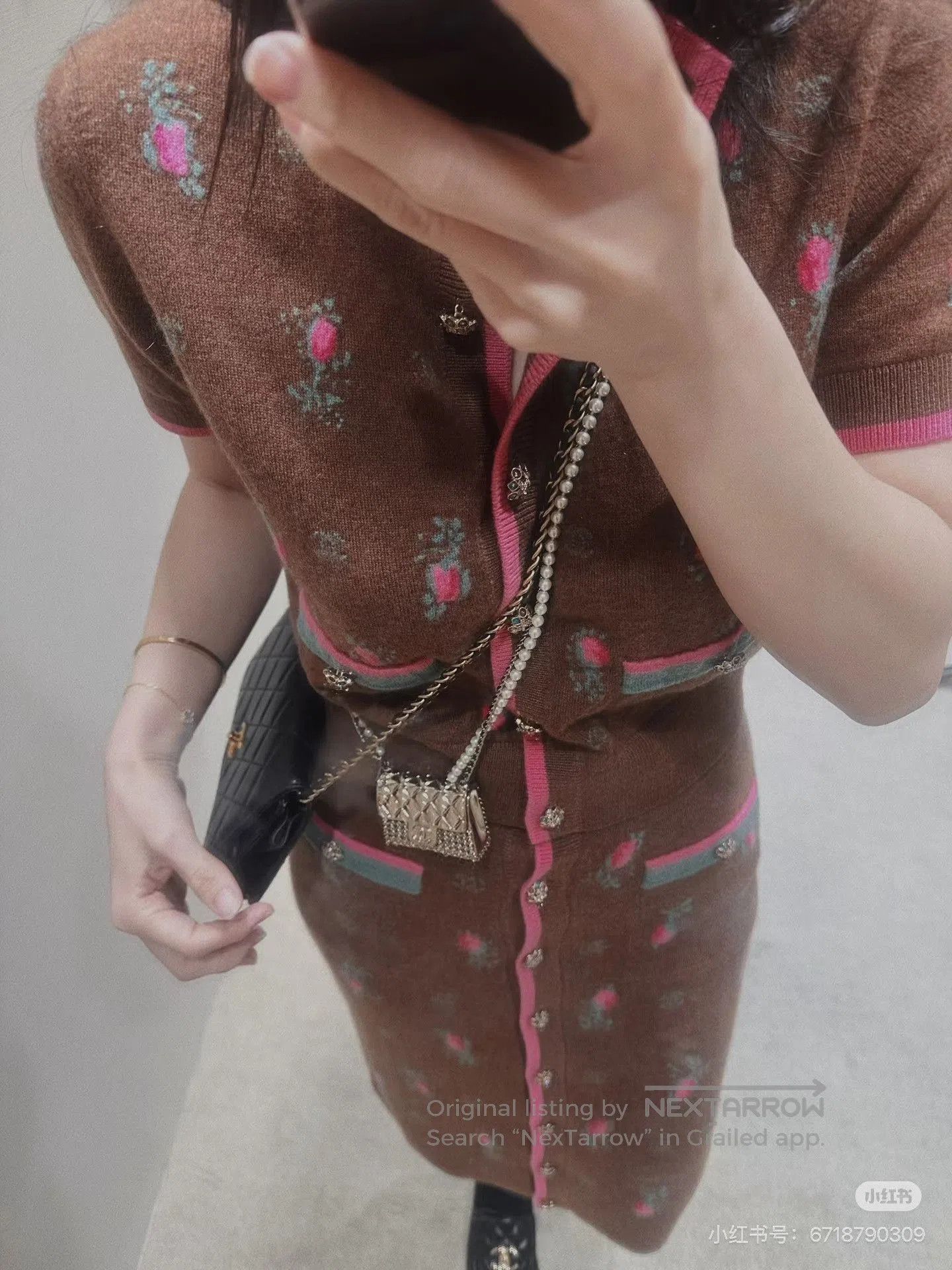 Chanel Chanel 22K Brown Floral Cashmere Cardigan. Size XS / US 0-2 / IT 36-38 - 9 Thumbnail