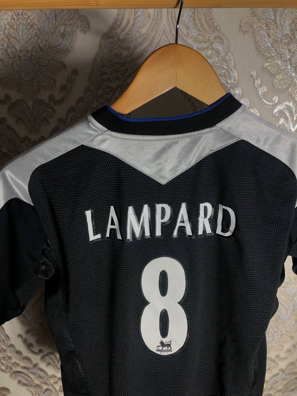 Umbro VINTAGE UMBRO FC CHELSEA LONDON ENGLAND SOCCER JERSEY 90s Size US XXS / EU 40 - 10 Thumbnail