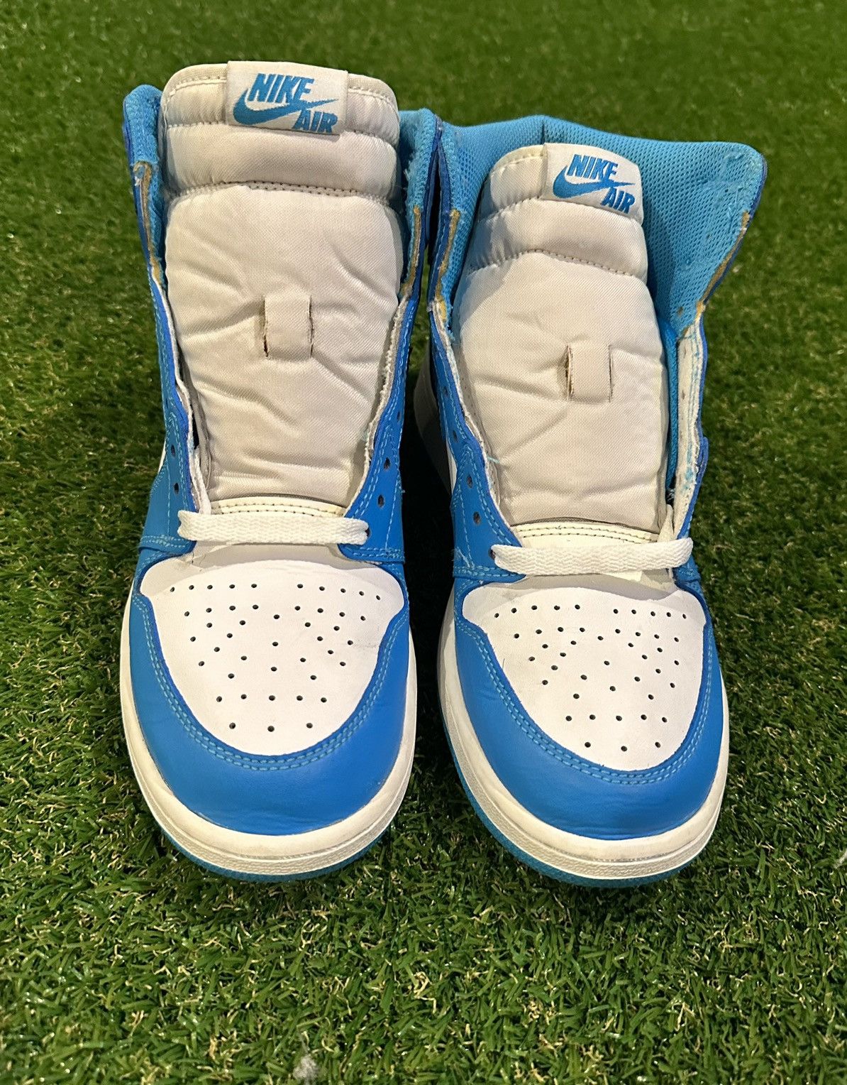 Jordan Brand Jordan 1 Retro High OG UNC Size US 8.5 / IT 38.5 - 4 Thumbnail