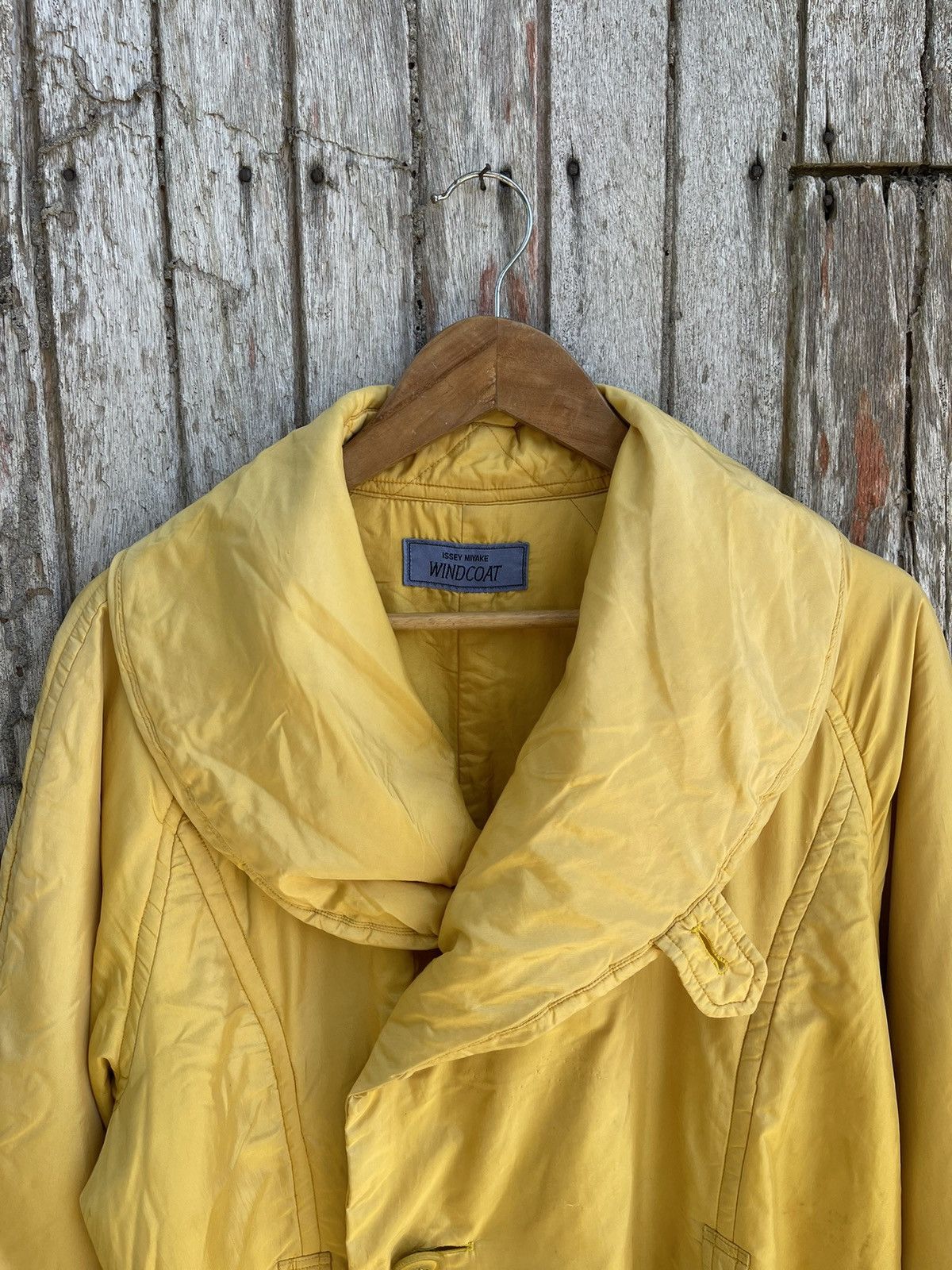 Issey Miyake Vintage 80s Issey Miyake WINDCOAT Yellow Oversized Jacket Size US M / EU 48-50 / 2 - 2 Thumbnail