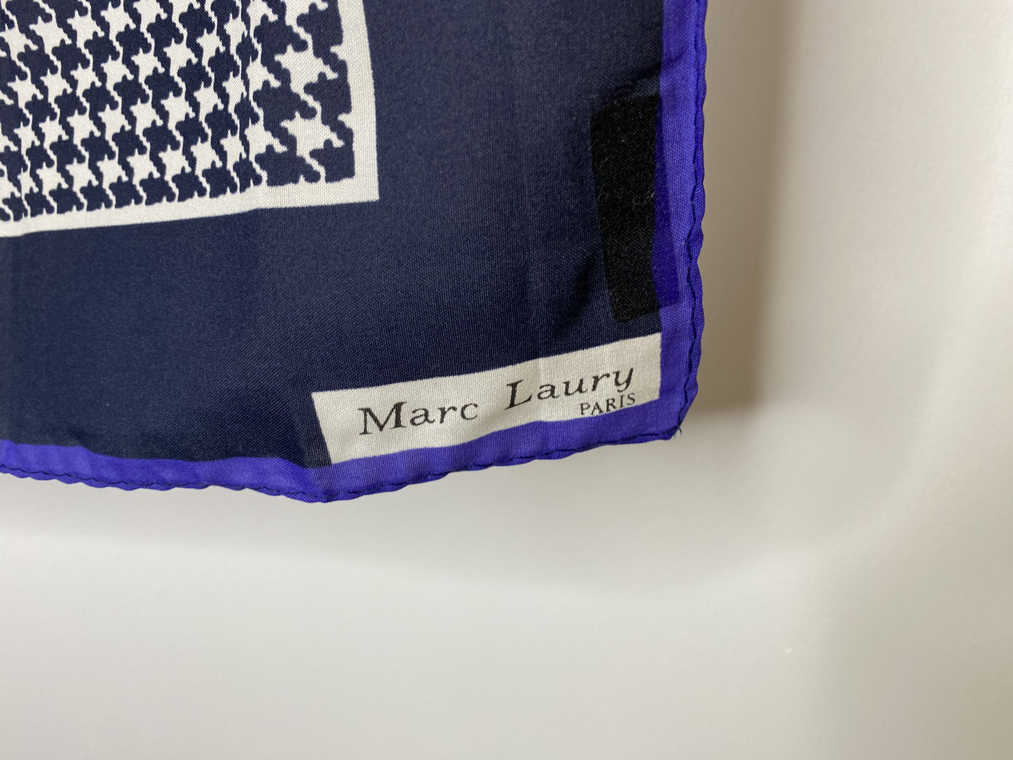 Vintage VINTAGE 90s MARC LAURY 100% SILK SCARVES SCARF MADE IN ITALY Size ONE SIZE - 2 Thumbnail