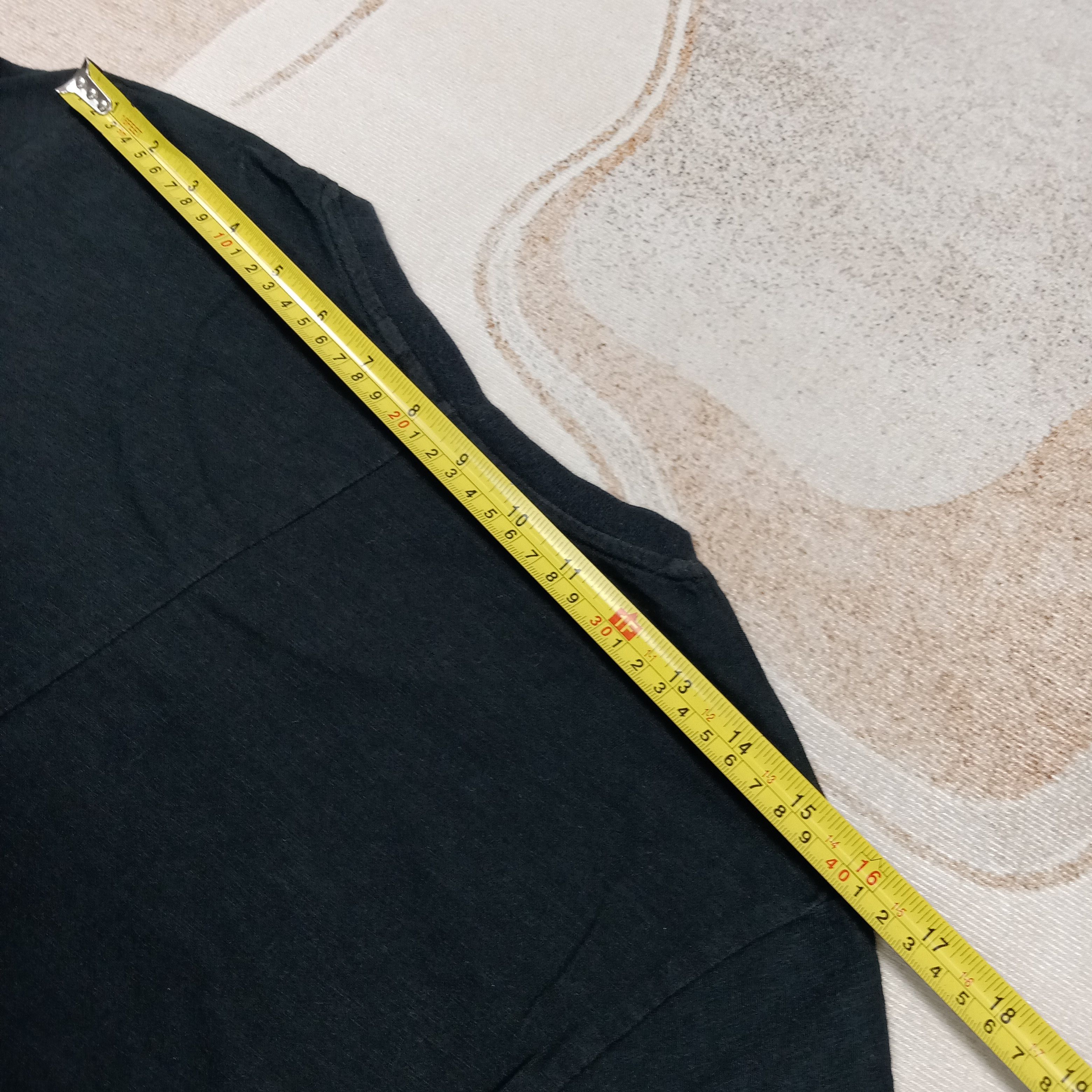 Undercover × Uniqlo Uniqlo X Undercover Japanese Streetwear Skull Tshirt C285N19 Size S / US 4 / IT 40 - 5 Thumbnail