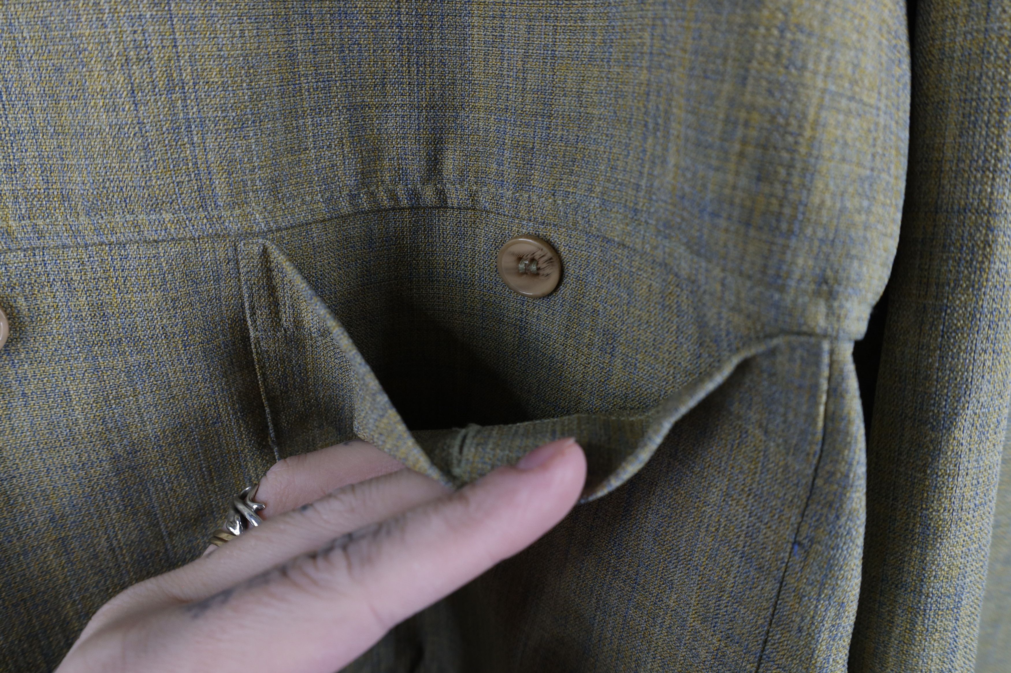 Vintage Vintage 90s Rockabilly Heavyweight Collared Button Shirt Size US XL / EU 56 / 4 - 4 Thumbnail