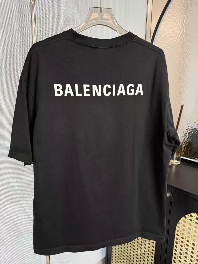 Balenciaga Balenciaga Front and back logo black short sleeves Size US S / EU 44-46 / 1 - 2 Thumbnail