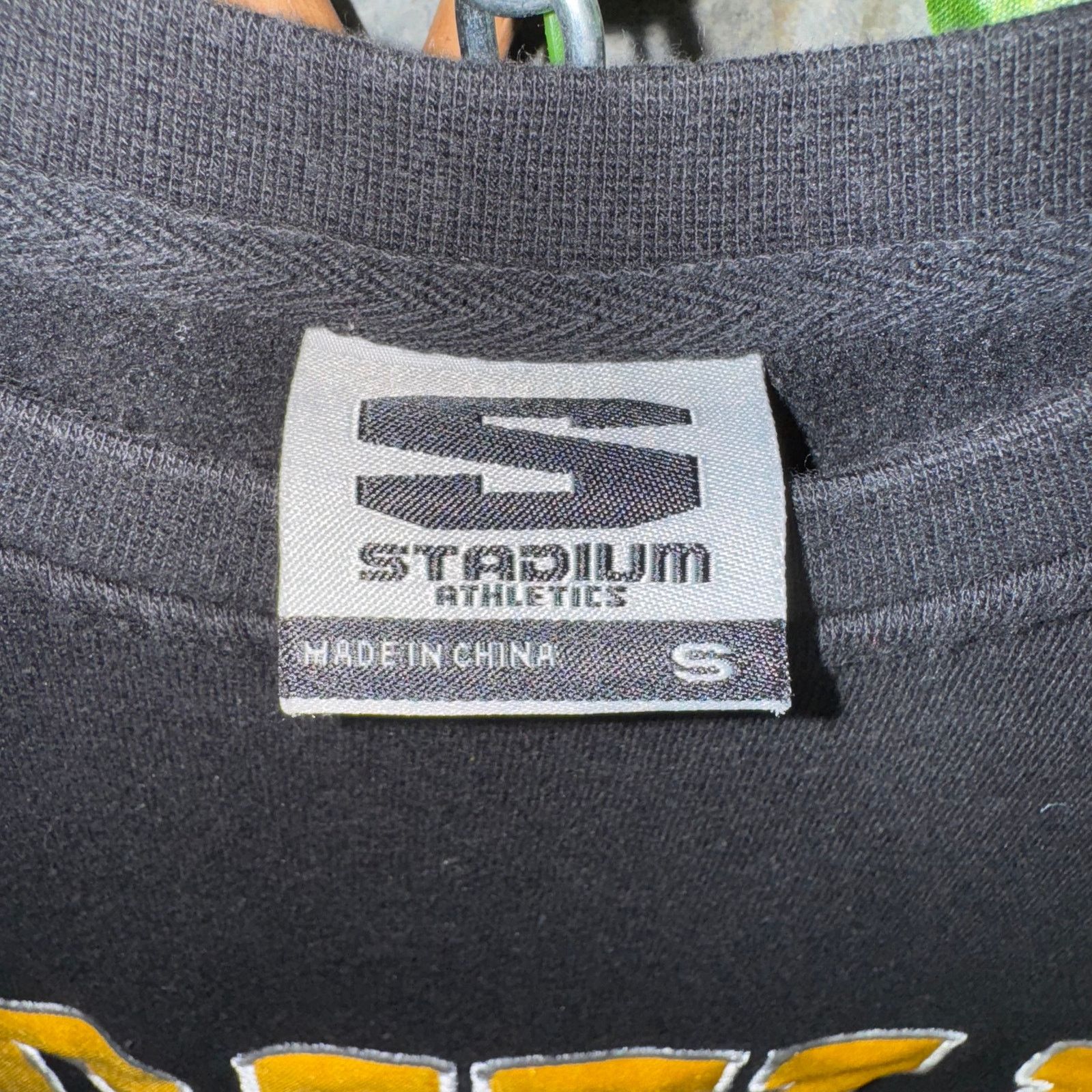 Vintage Vintage Y2K Iowa University collegiate embroider sweatshirt Size US S / EU 44-46 / 1 - 3 Thumbnail