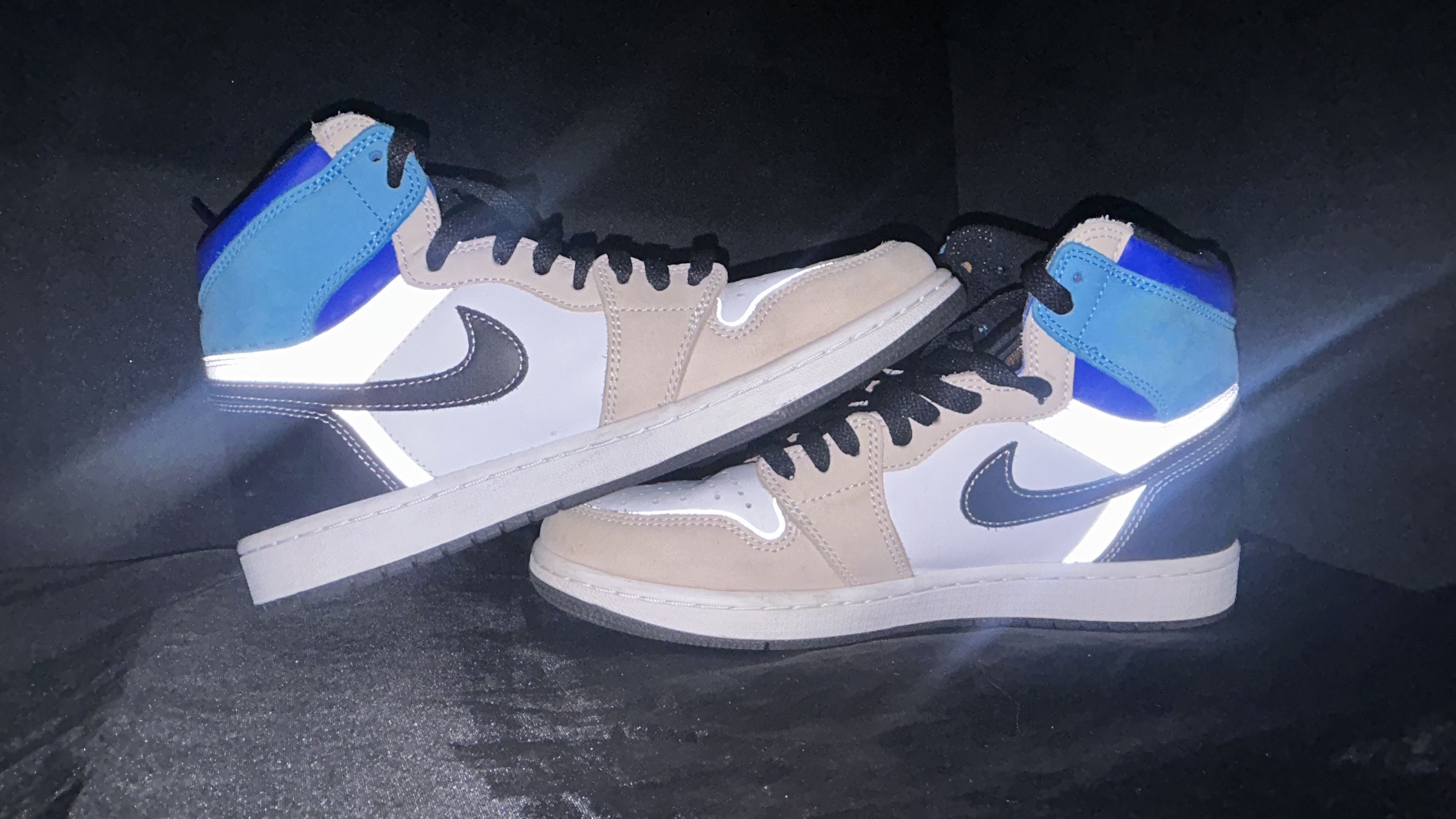 Nike Air Jordan 1 Retro High OG “Prototype” - Men’s Size 10 Size US 10 / EU 43 - 5 Thumbnail