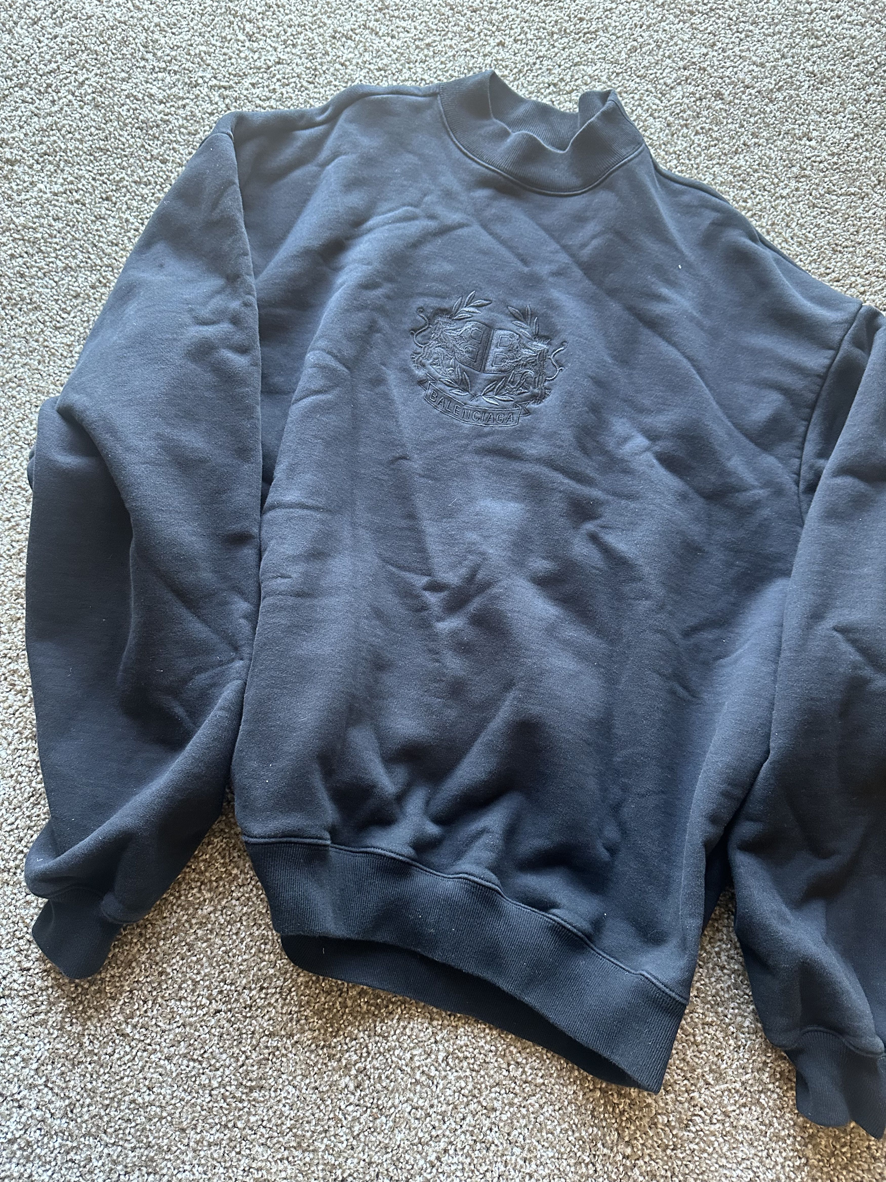 Balenciaga Balenciaga Lion's Laurel Sweatshirt Size US S / EU 44-46 / 1 - 2 Thumbnail